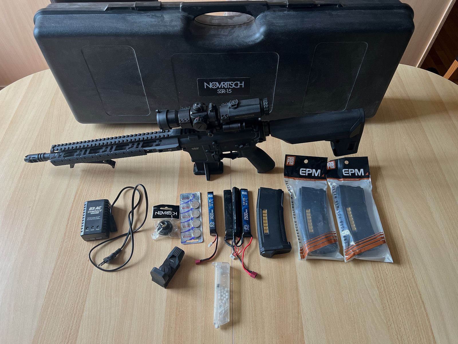 Komplettes airsoft set  novritch ( SSR 15 /SSG 10 / SSX 23)
