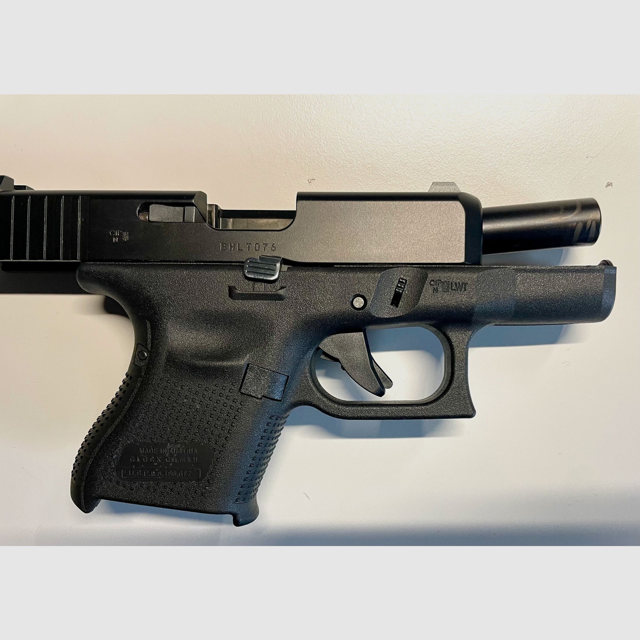 Glock 26 Gen.5 caliber 9mm Luger with box & 2 magazines