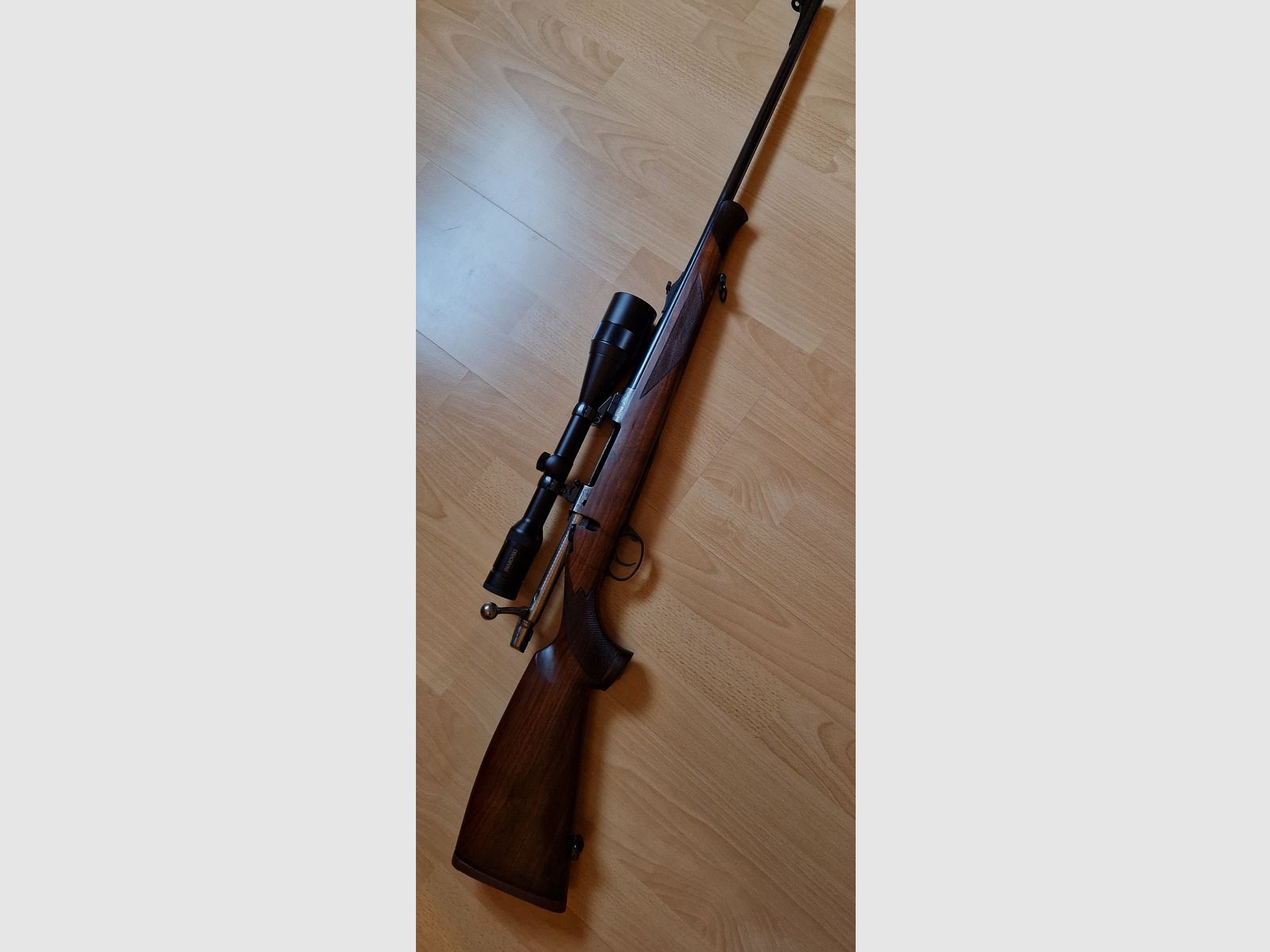 Fucile ripetitore Antonio Zoli AZ 1900 Bavaria Super Lusso con cannocchiale Swarovski