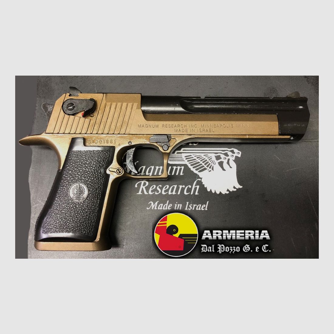 DESERT EAGLE 44 MAGNUM RESEARCH CERAKOTE, immagine 2 di 3