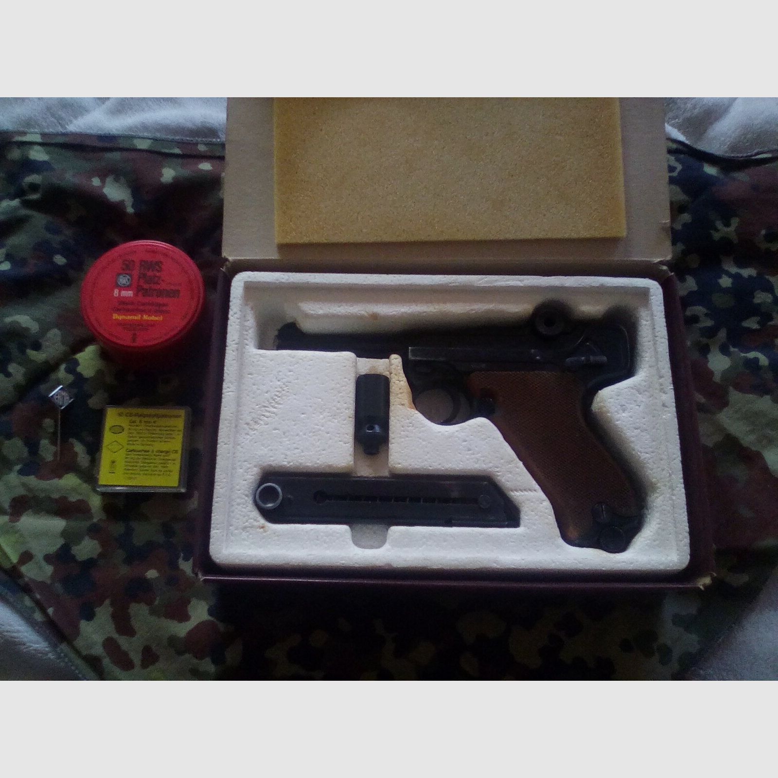 Erma KGP 690 y compris accessoires
