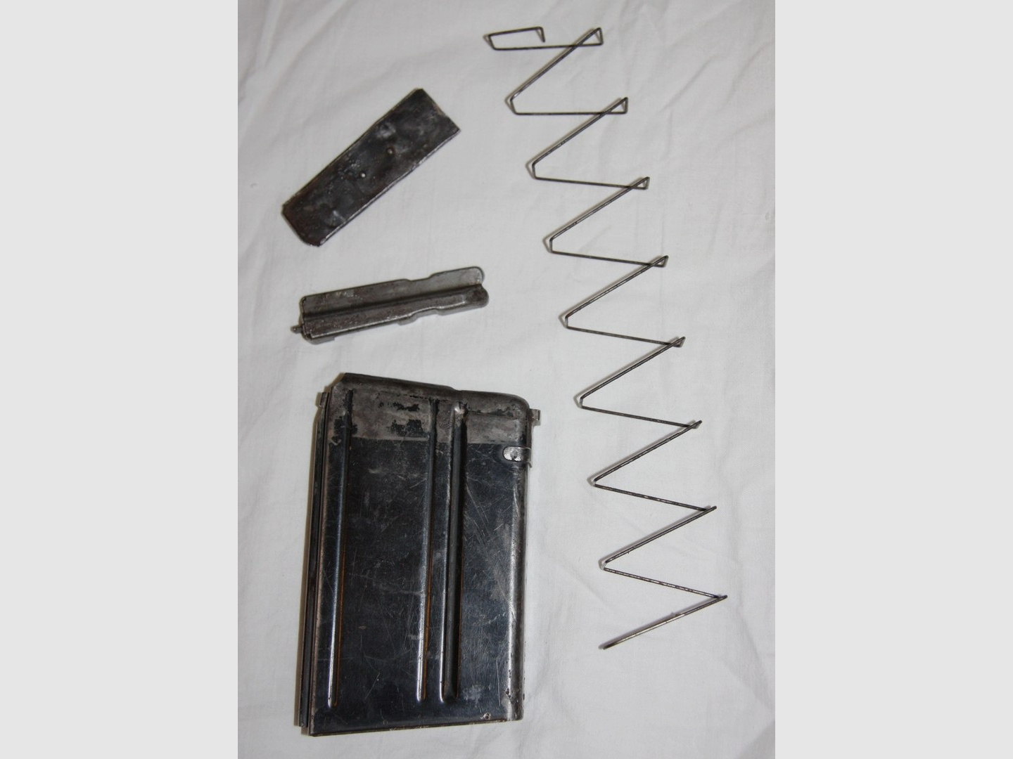 Oryginalny magazyn FG42 (Fallschirmgewehr 42) z Wk2