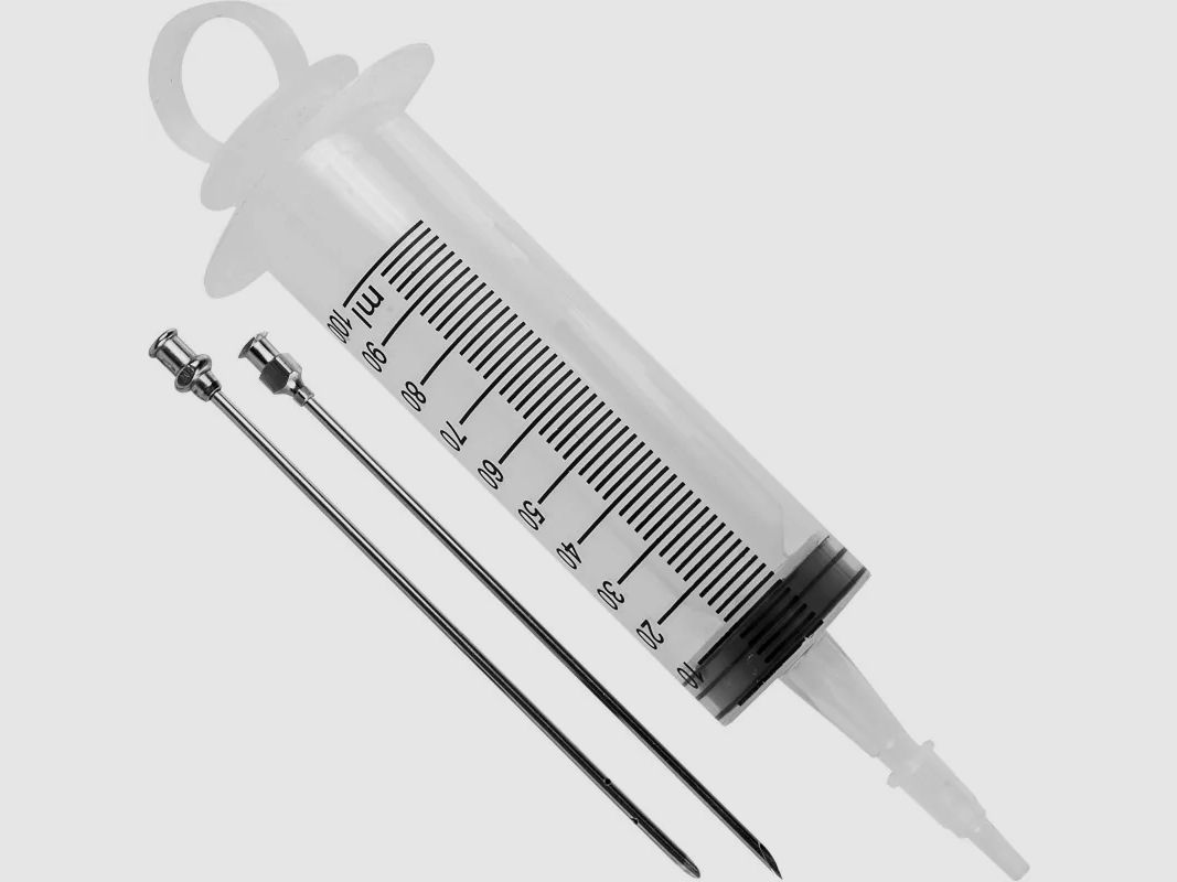 Browin Jeringa para carne de 100 ml con dos agujas, imagen 1 de 3