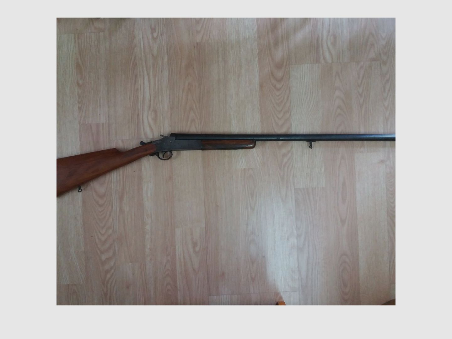 Shotgun merk A.T, afbeelding 1 van 3