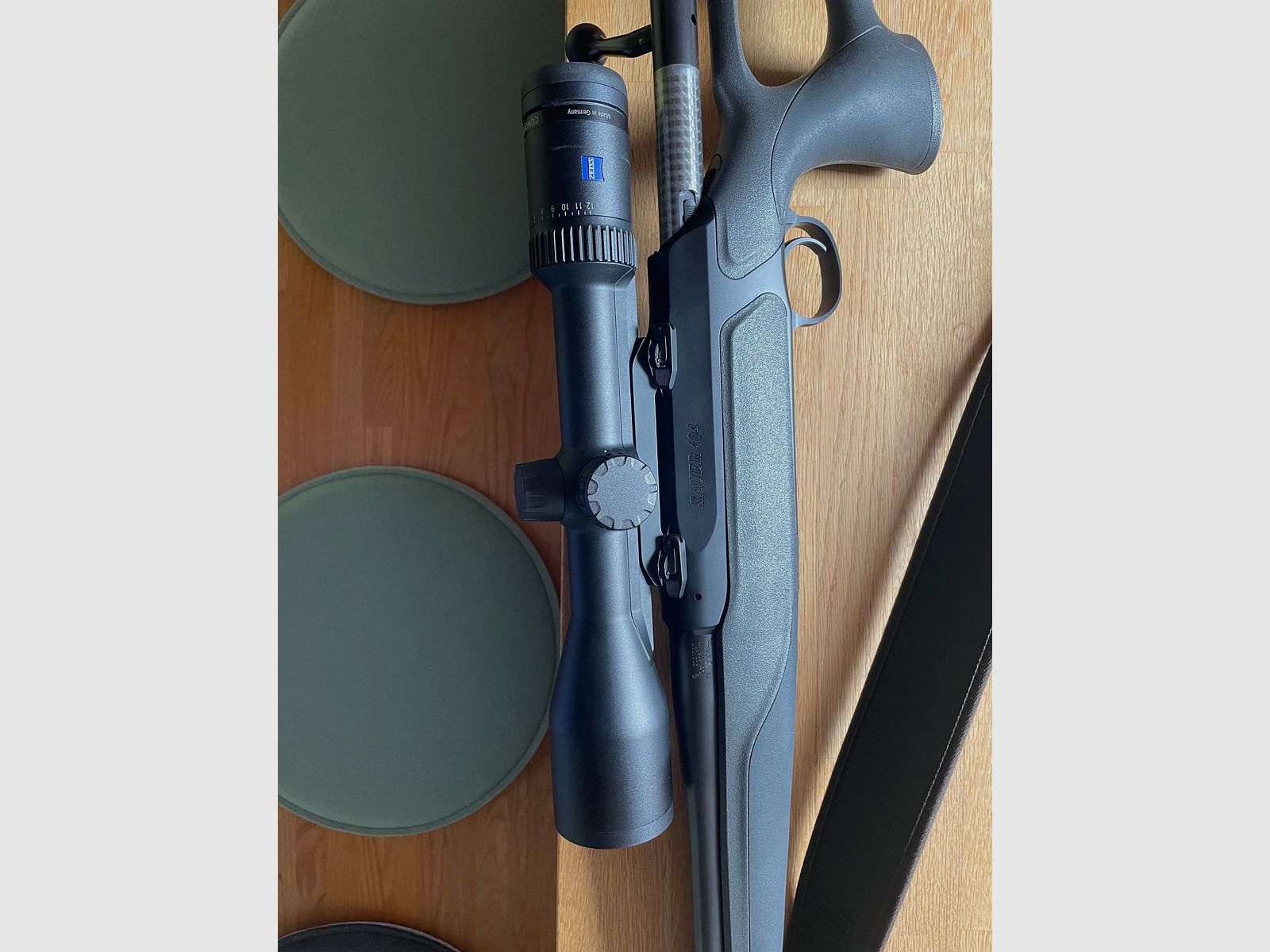 Sauer 404 syncro xt .308 including Zeiss v6 2.3-12x50