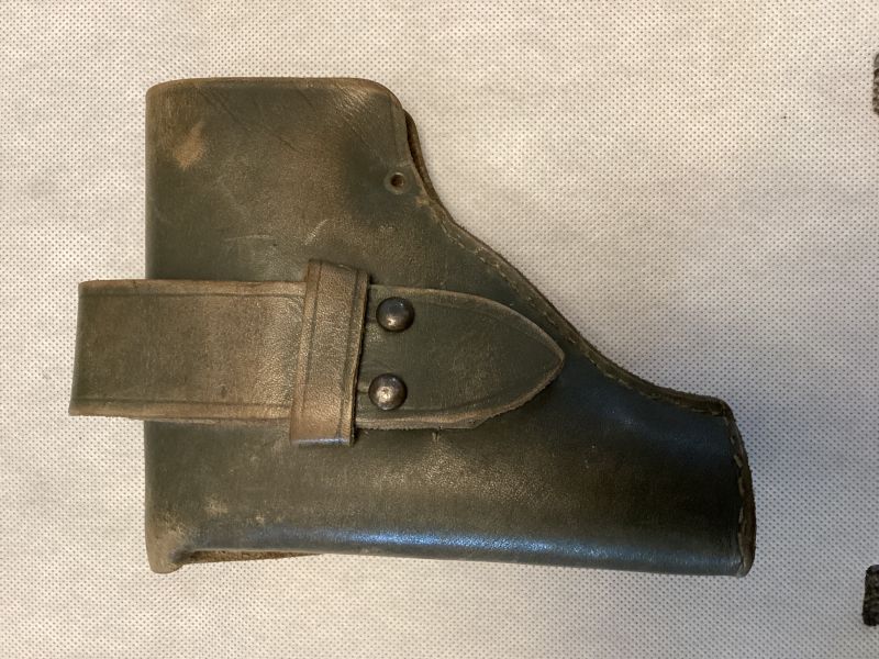 Leder - Holster für Pistole Beretta M. 34 Kal 9mm kurz