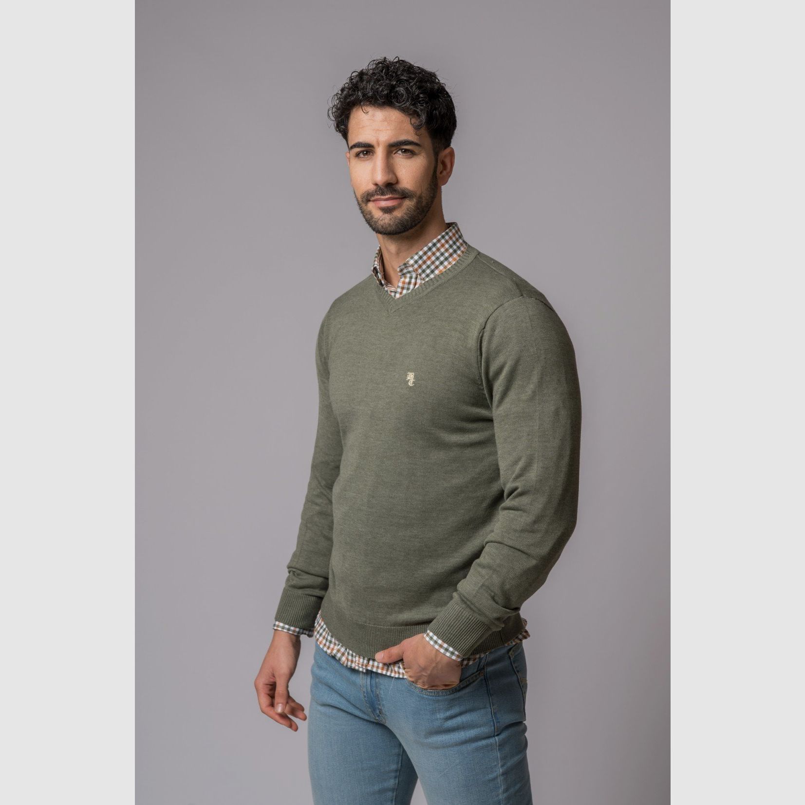 Trui met V-hals, verwassen groen
