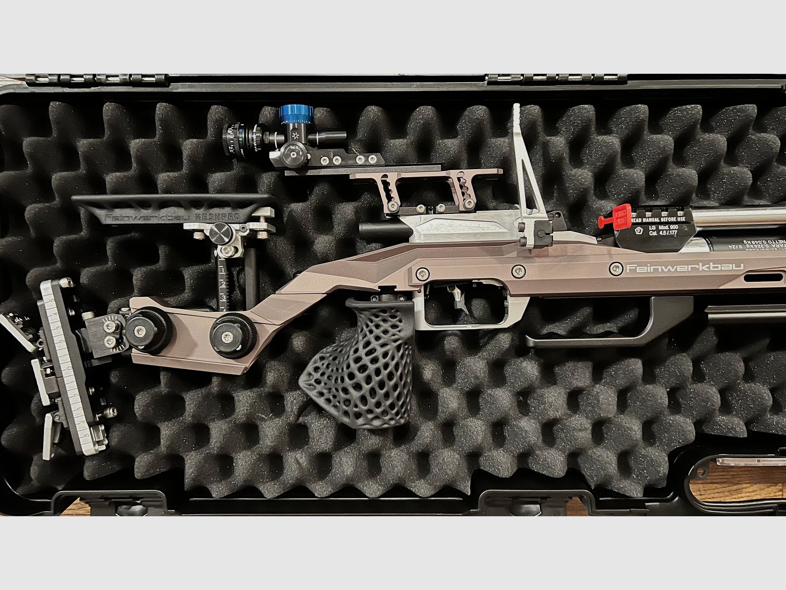 Feinwerkbau LG 900 Alu support, couleur spéciale marron, version droite