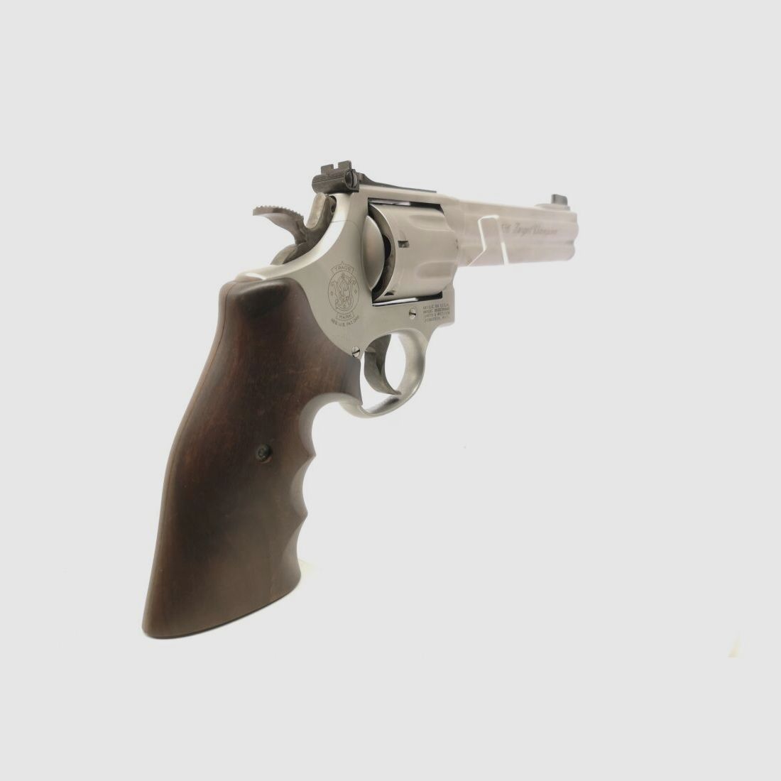 Smith & Wesson 686-4 Target Champion