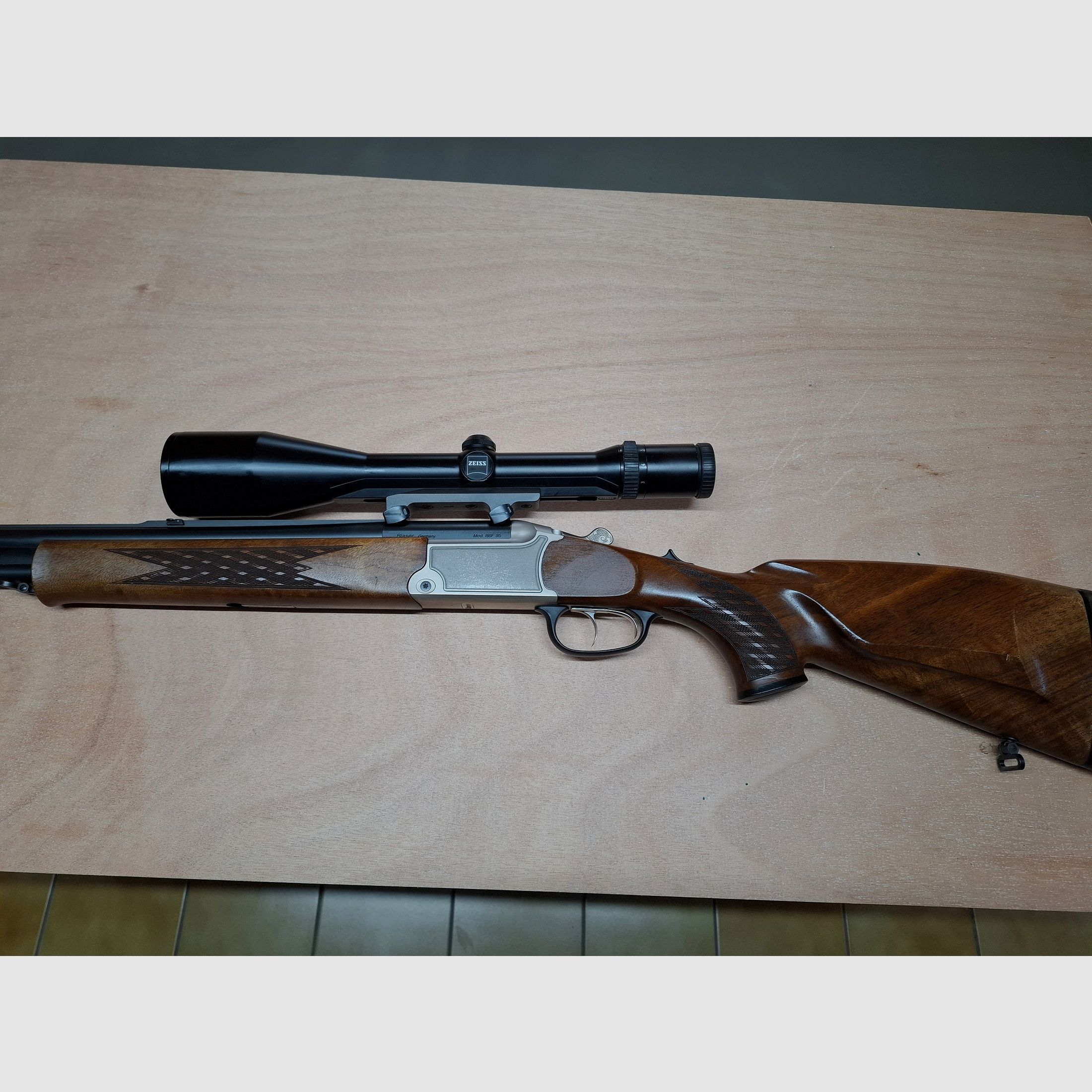 Blaser Bockbüchsflinte BBF 95 avec lunette de qualité Zeiss Diavari-ZM 3-12x56 T*
