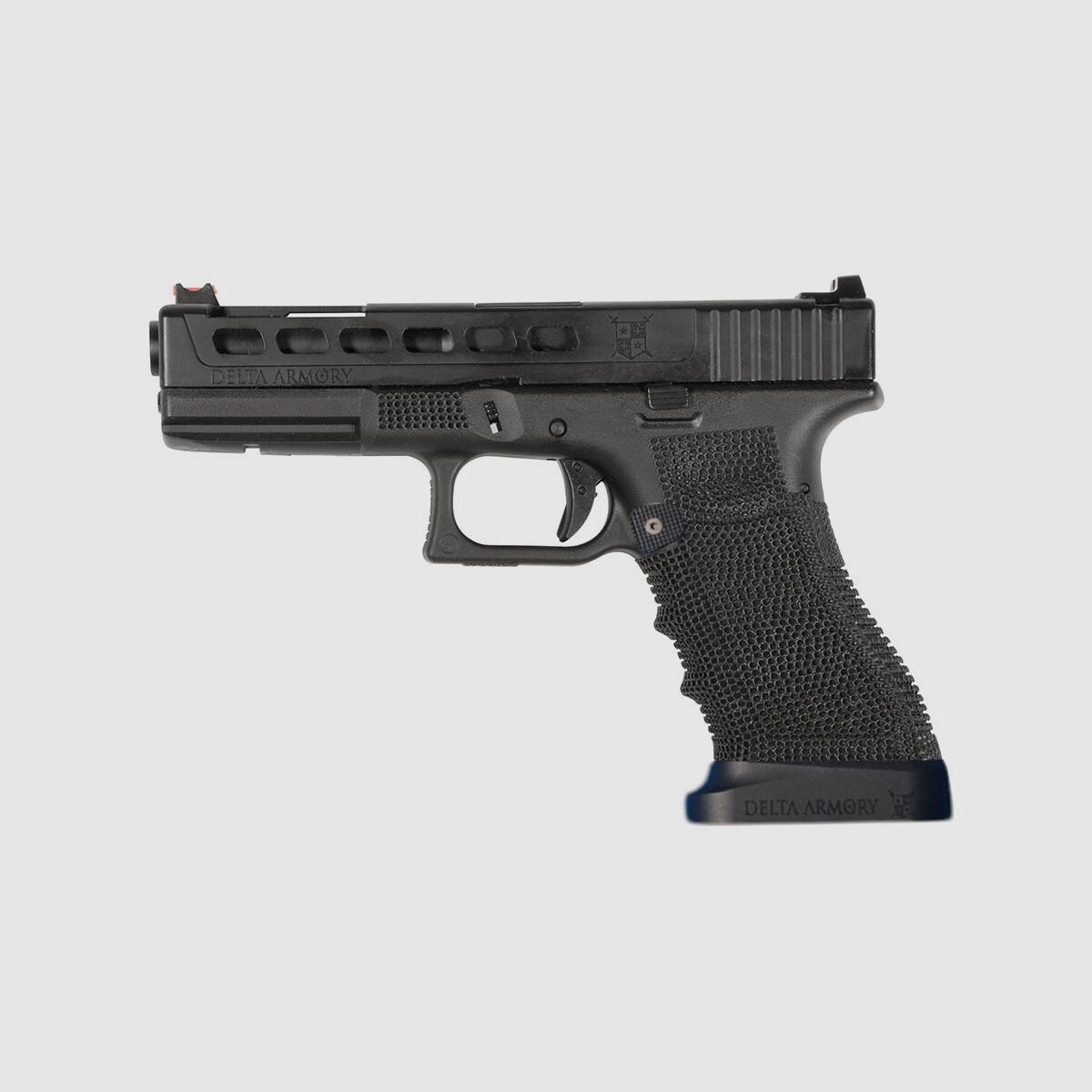 P06 GBB Airsoft Pistool met Grip Stippling in Zwart | Delta Armory