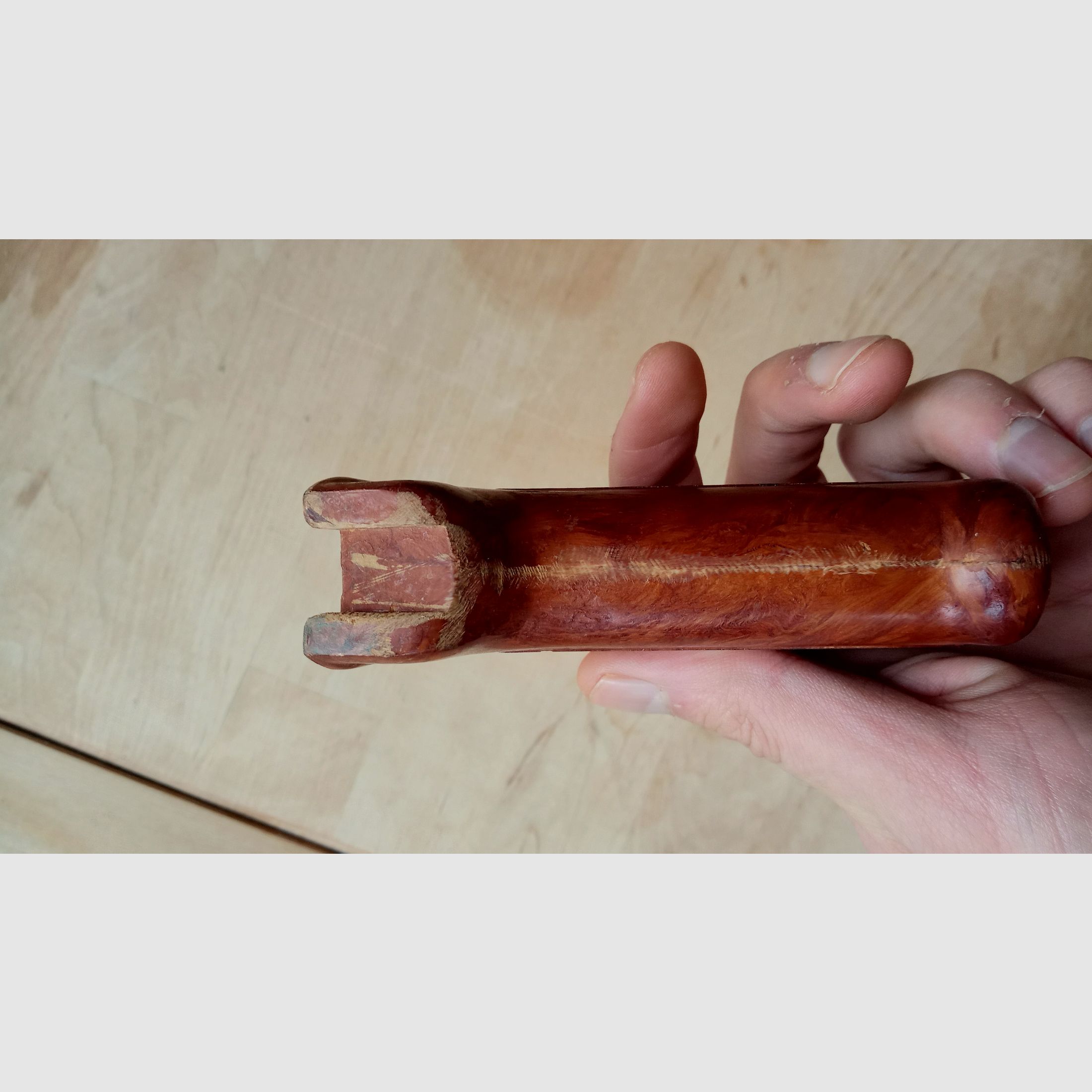 PKM / RPK impugnatura in AG4 fibra di vetro Bakelite, probabilmente russa o bulgara / adatta anche per AK e cloni.