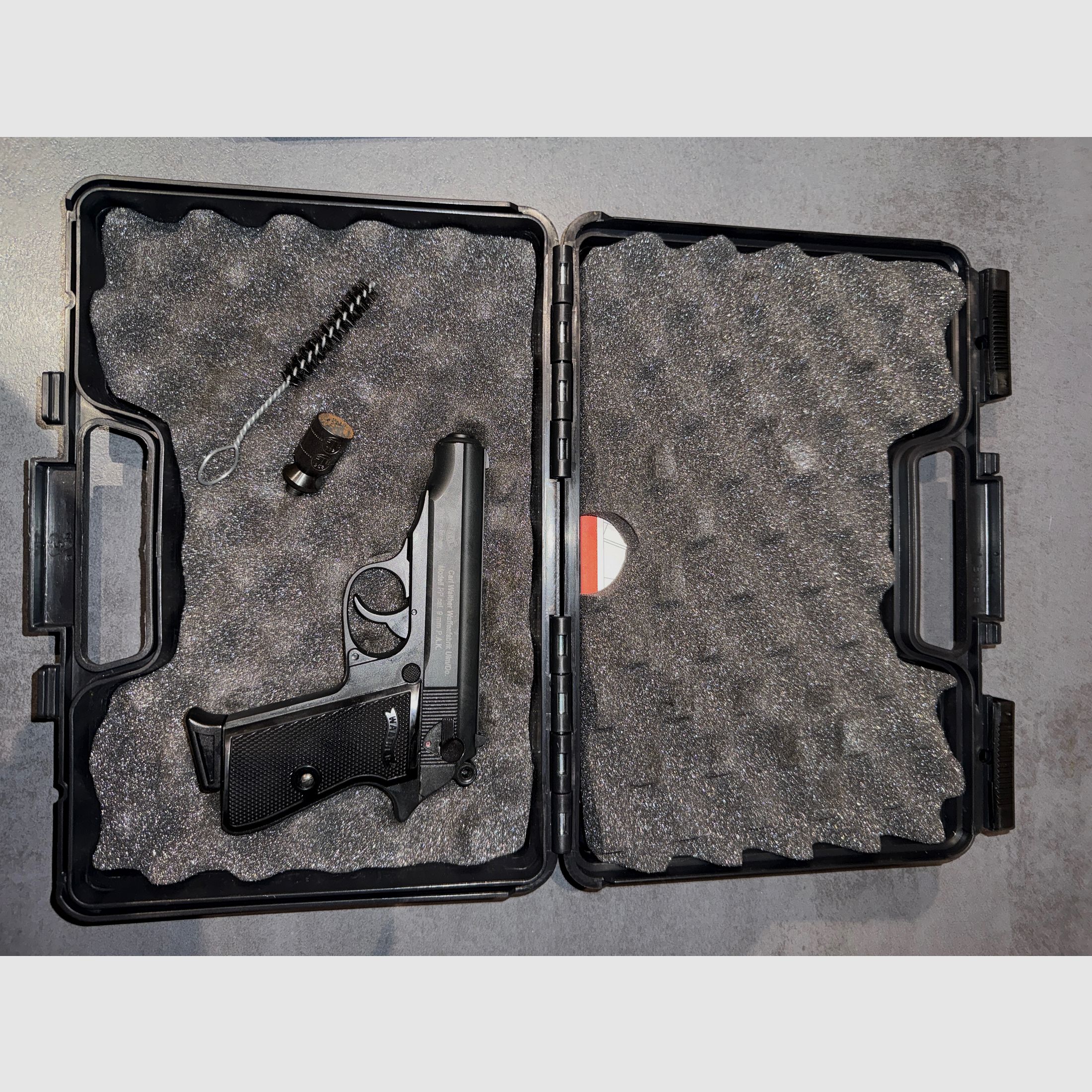 Walther PP 9mm P.A.K