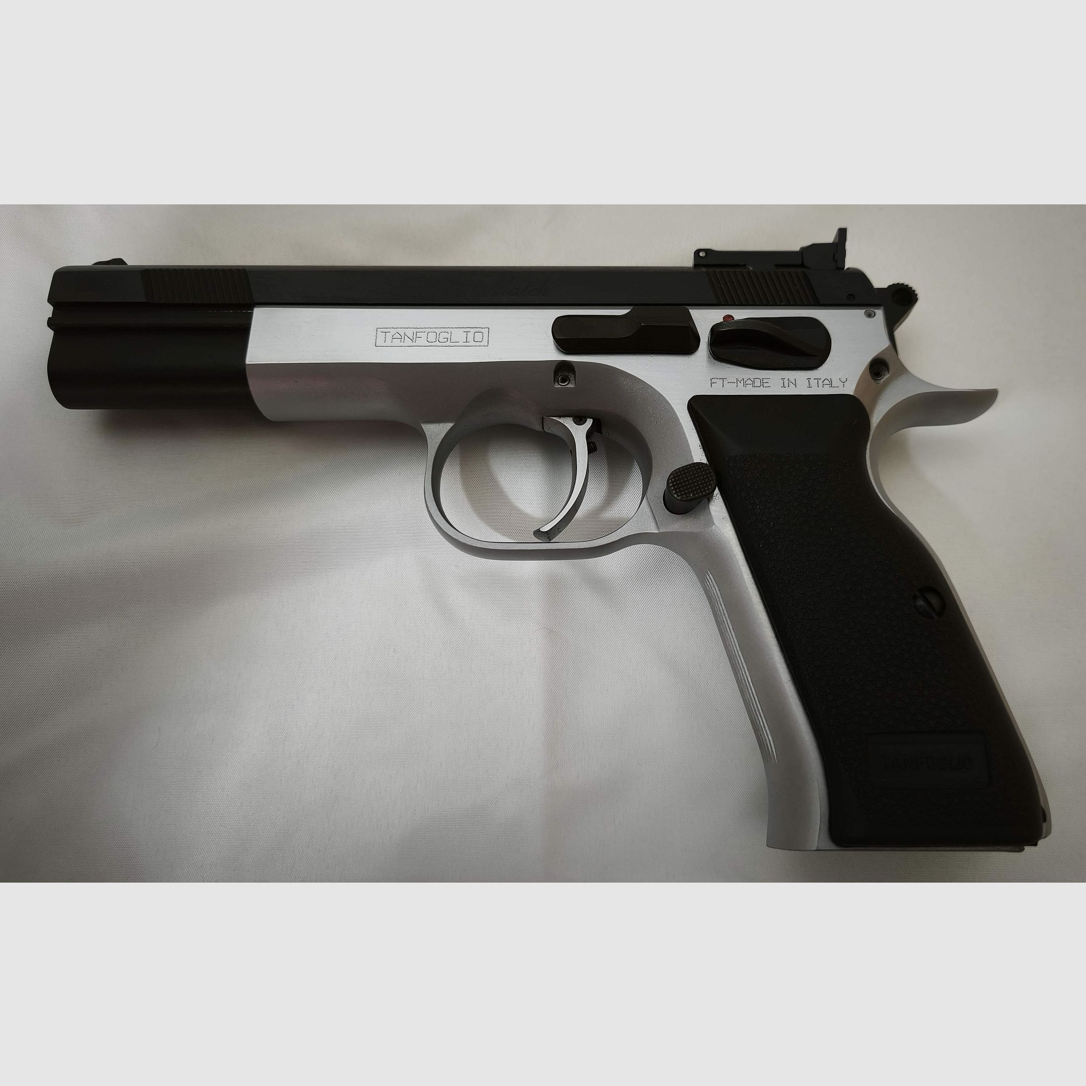 Tanfoglio Ultra Match 9 mm Para + Wechselsystem .22 lfb