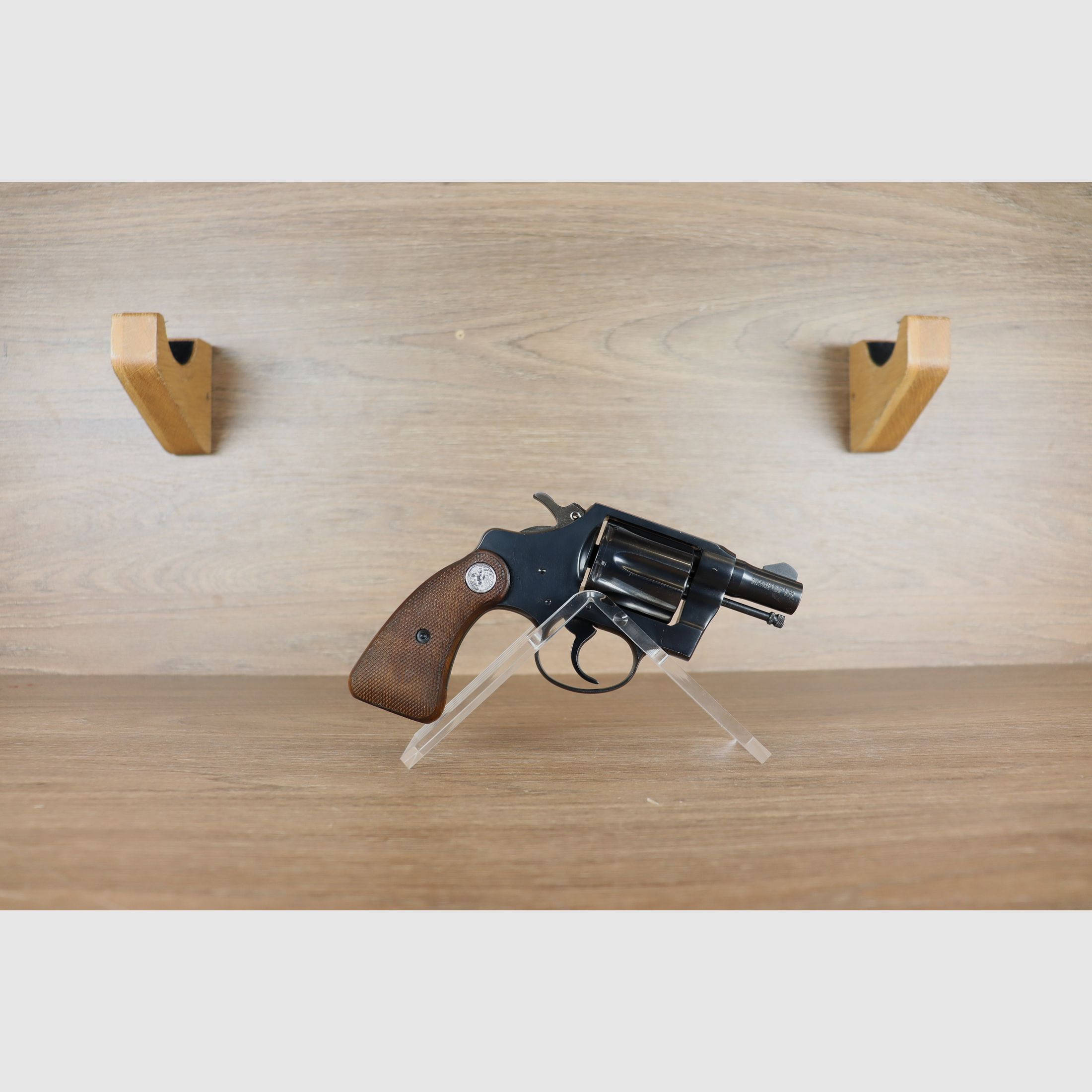 Detective spec, image 1 sur 2