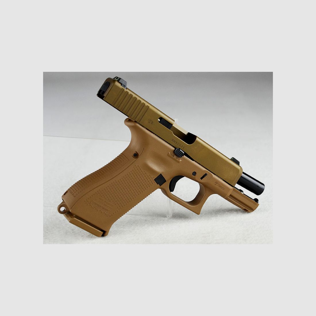 GLOCK 19X Coyote