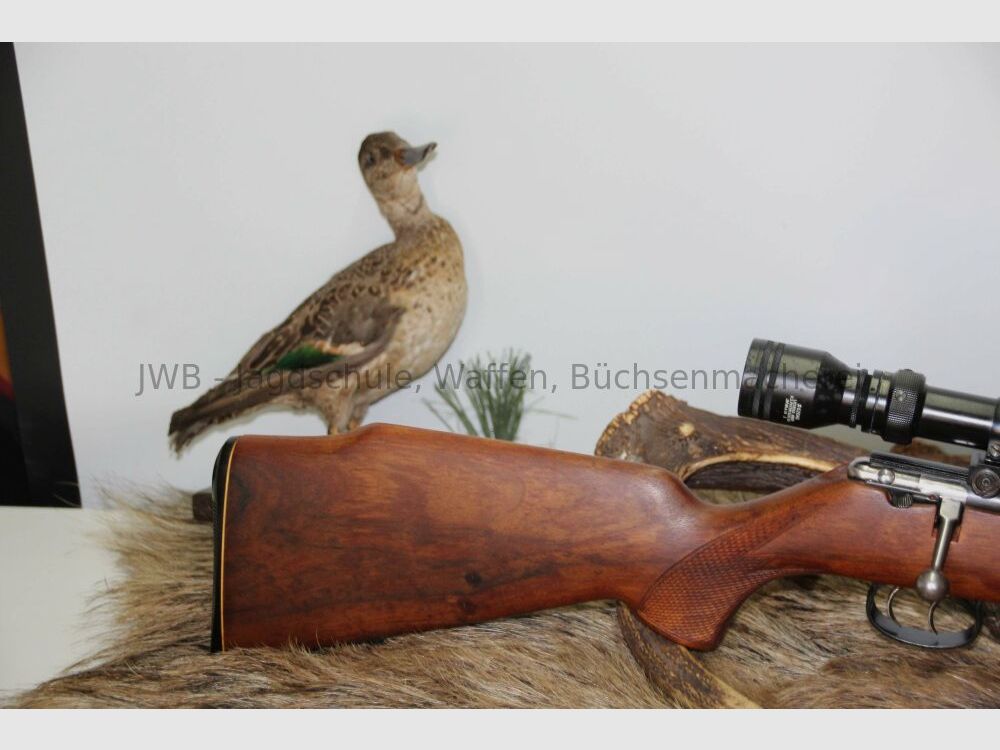 Anschütz 1516 met Tasco 3-9 x 40 .22WinMag