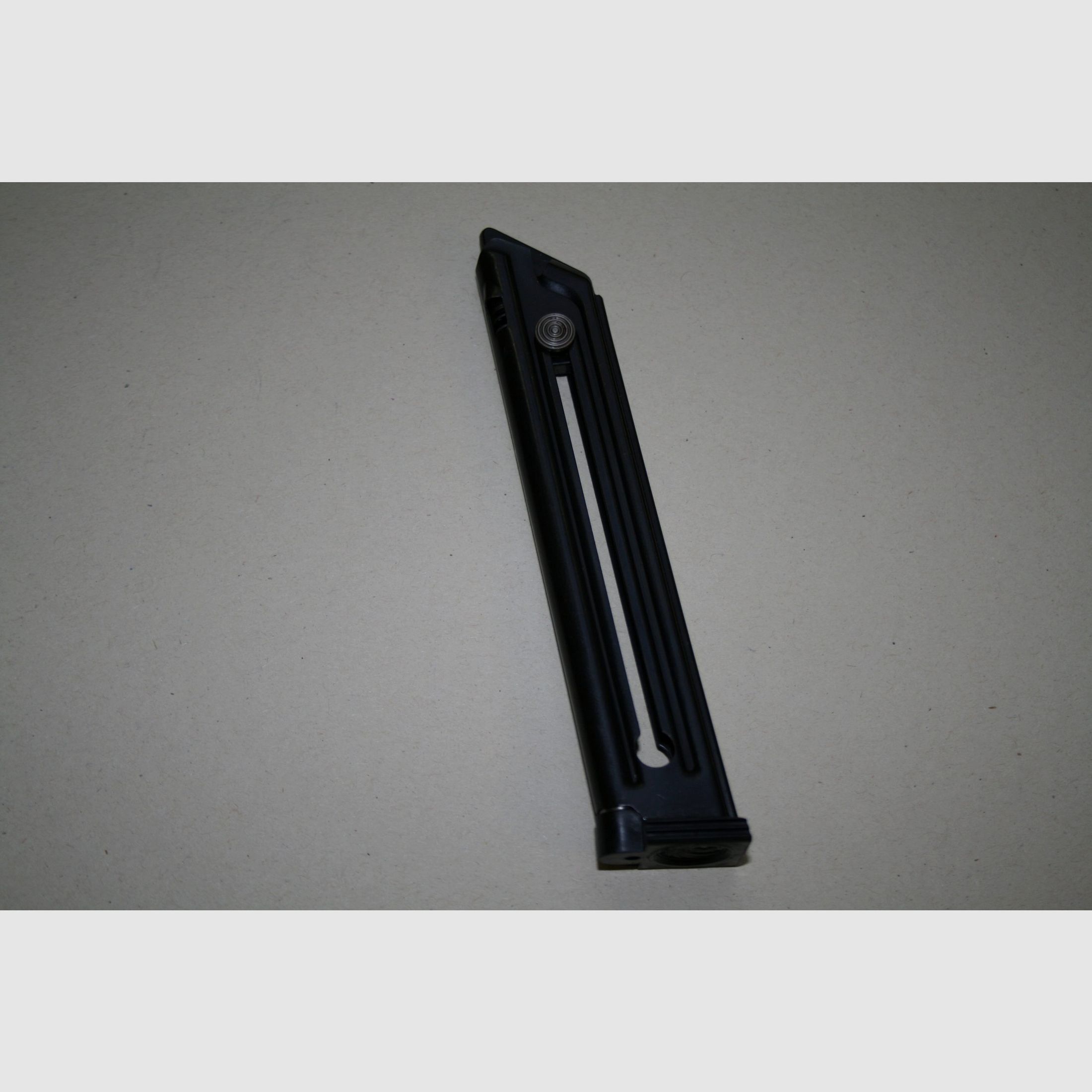 Original magazine Ruger Mk III and IV 22lr, image 1 of 2