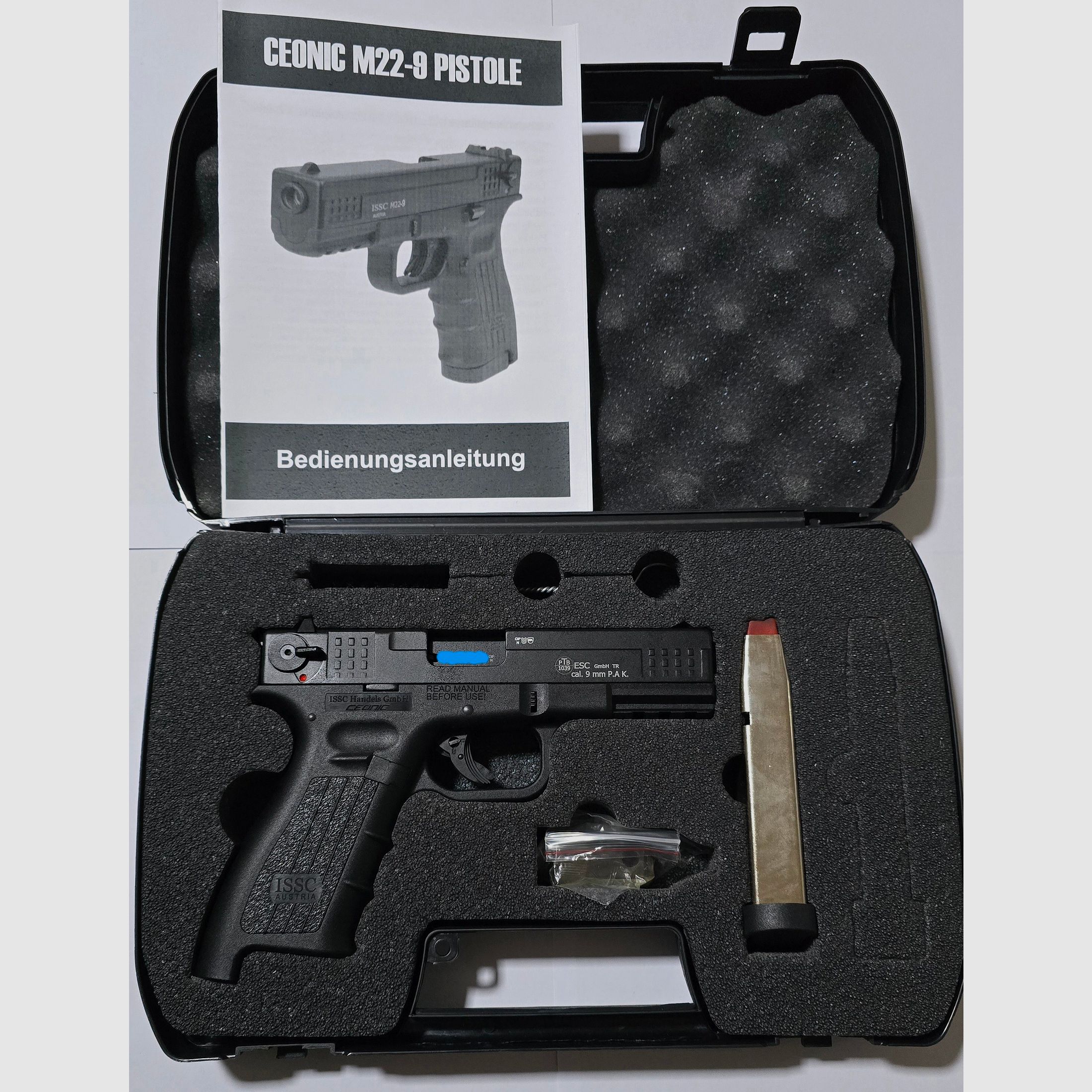 ISSC M22 9mm PAK Schreckschuss Selten