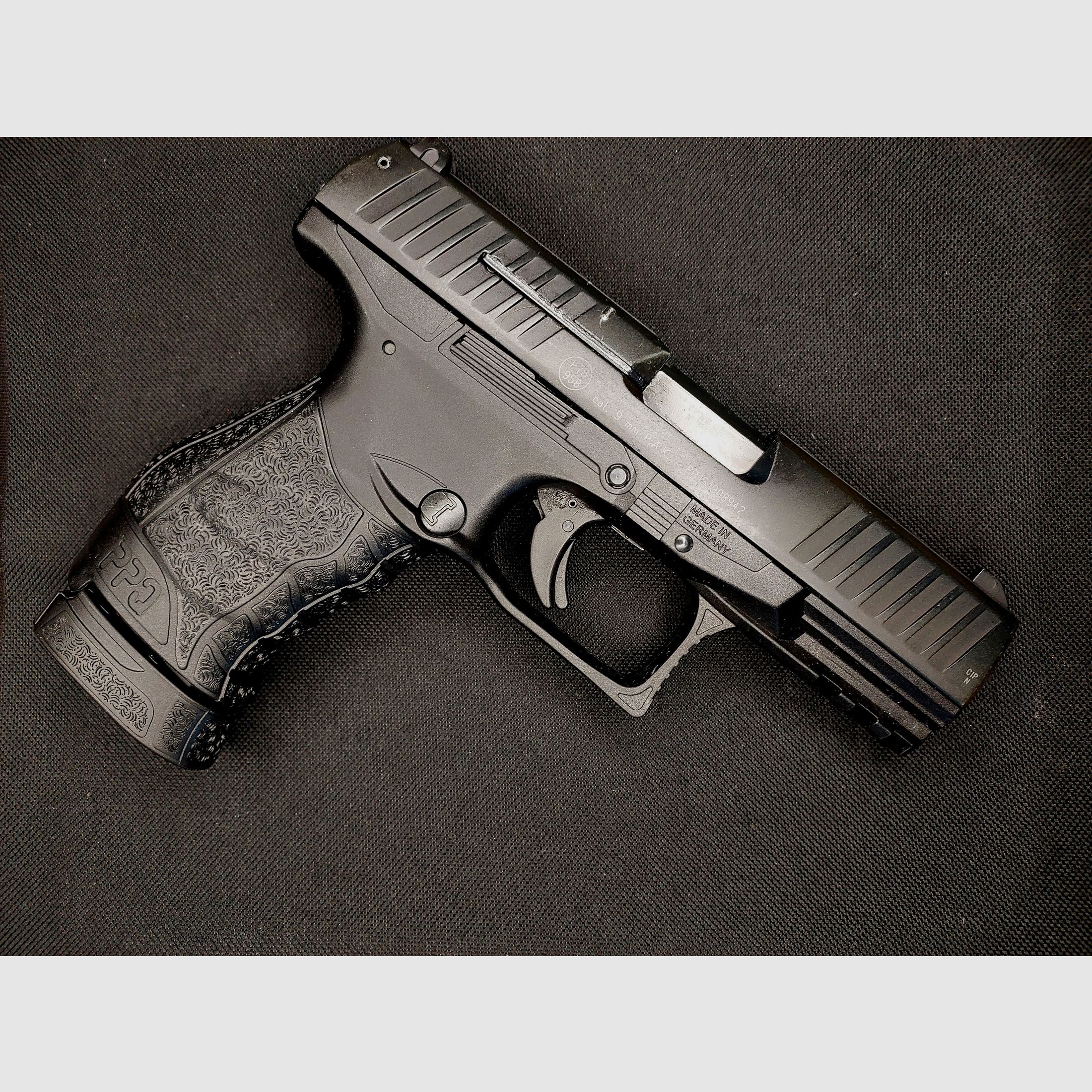 Walther PPQ M2 Navy Kit Schreckschuss Pistole 9mm P.A.K. schwarz (PTB 958) - mit Schalldämpfer