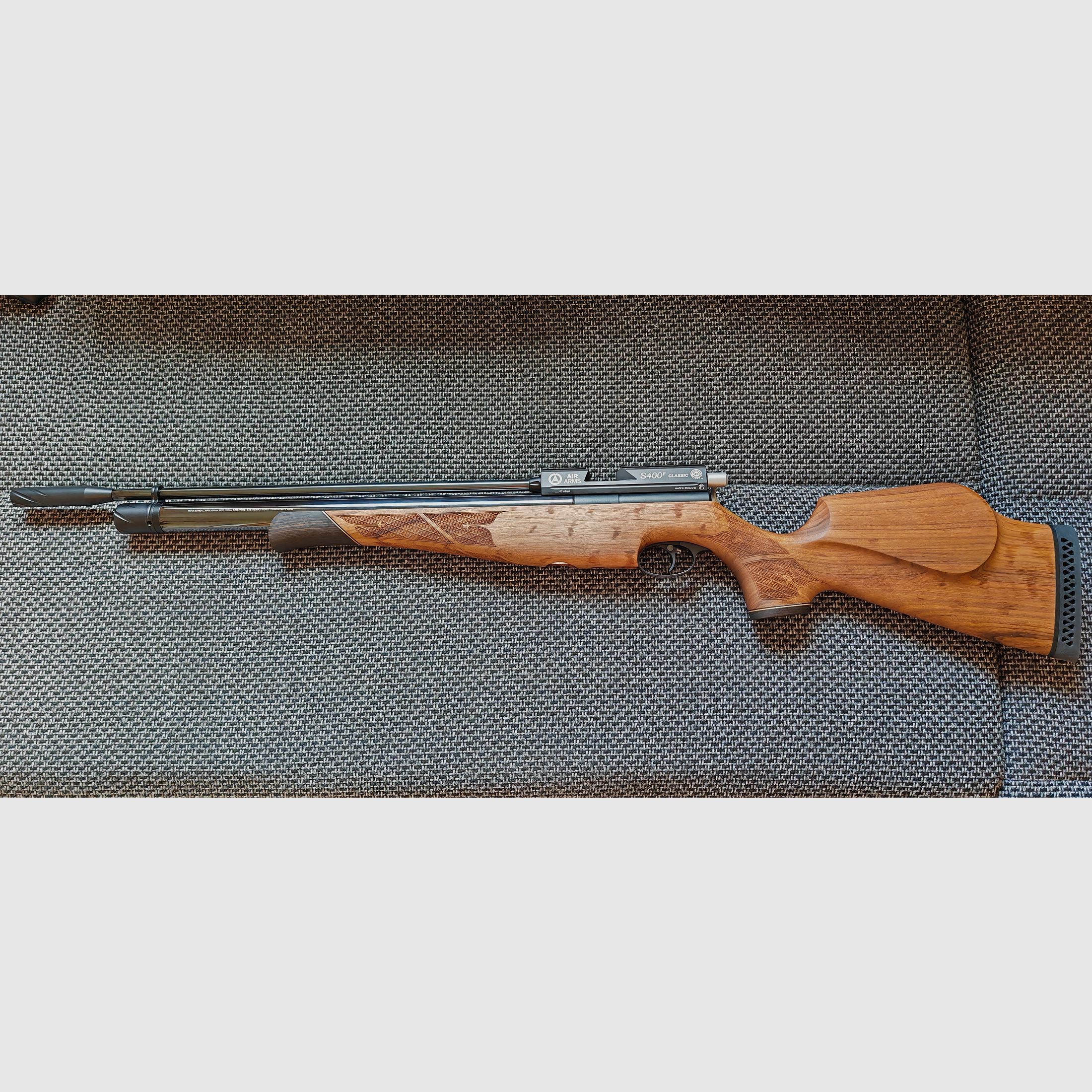 Air Arms S400 Walnuss 4,5mm, rechts, wie Neu