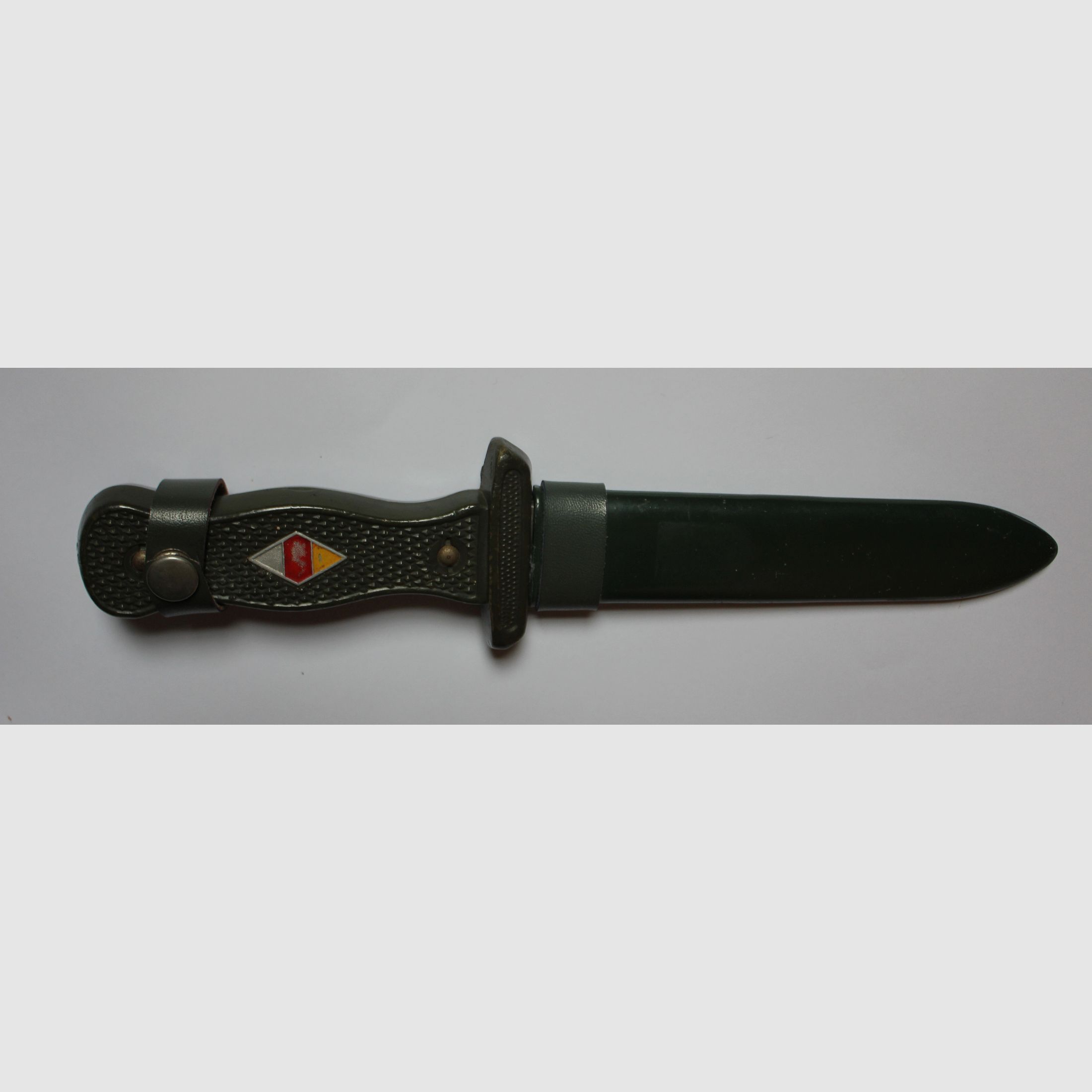 Cuchillo de viaje original de Hubertus Solingen de la Guerra Fría, modelo de cuchillo de combate de la Bundeswehr y visualmente inspirado en el cuchillo de viaje de la HJ
