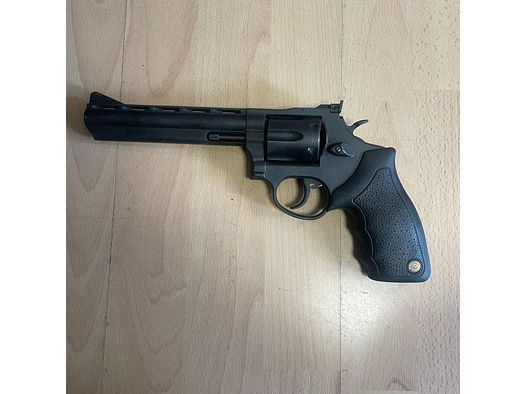 Taurus Revolver 689 6 zoll Kaliber .357Mag