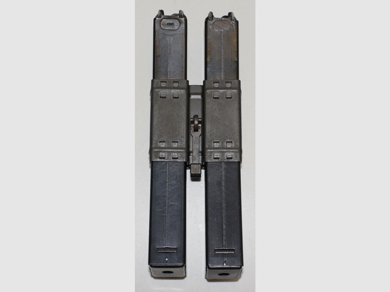 Clip del caricatore Heckler & Koch, HK MP5; HK SP5; SAR M41/05 e simili, nuovo, originale produzione Heckler & Koch, immagine 8 di 10