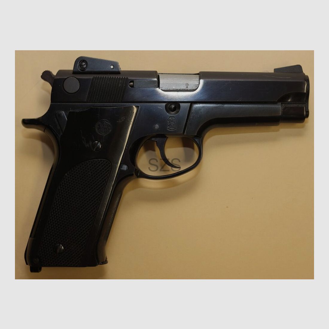 Smith & Wesson 559