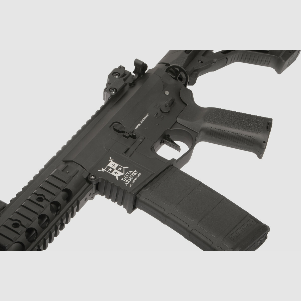 AR15 SilentOps CQB ALPHA EAGLE ETU Nero S-AEG Fucile Airsoft Libero da 18 Anni | Delta Armory