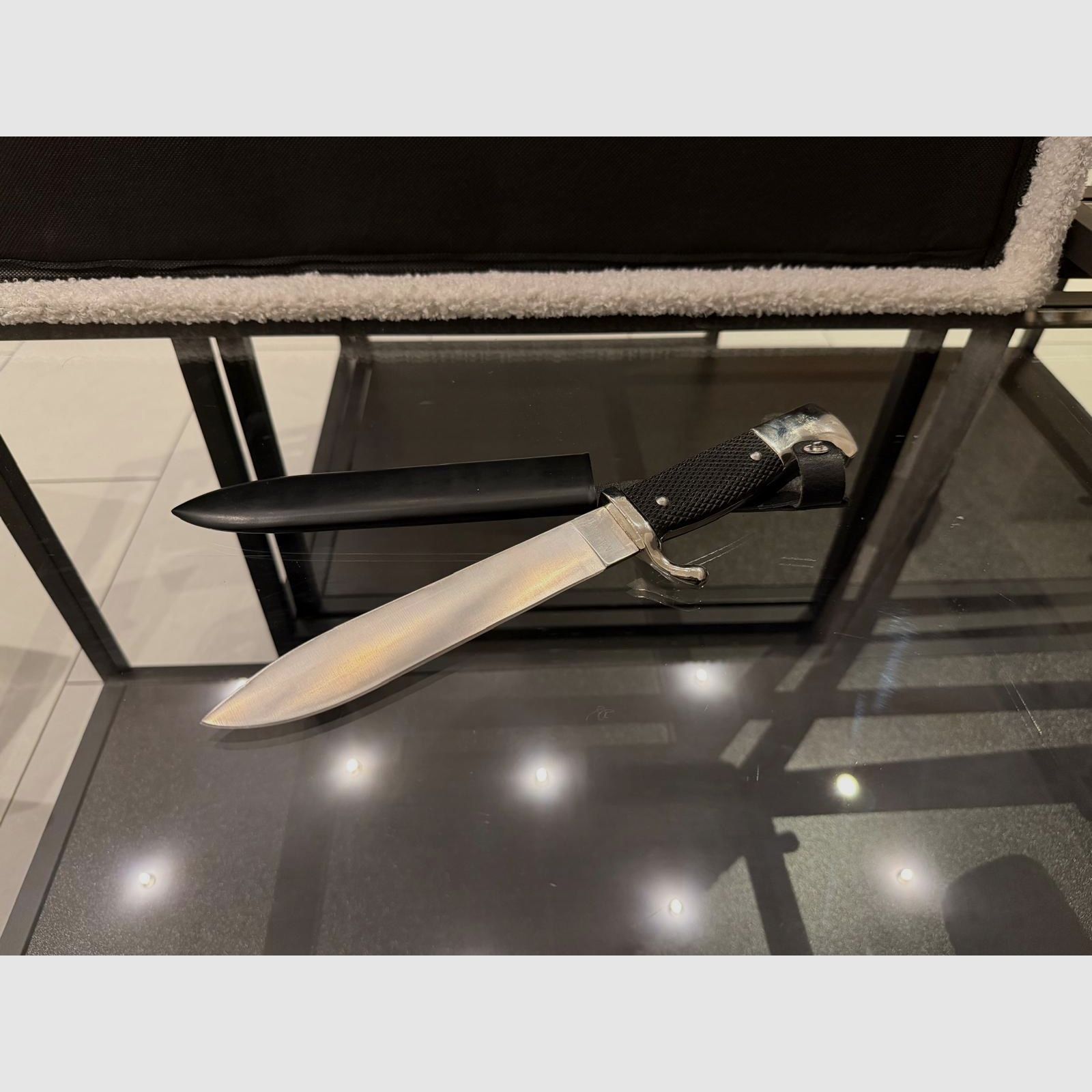 Classic scout camping knife – Solingen production – with metal sheath & leather belt loop