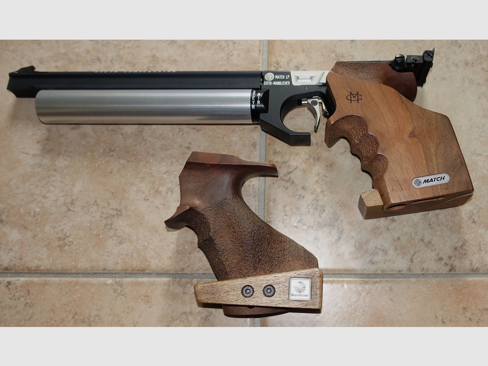 Steyr LP Pressluft Matchpistole im Top-Zustand mit neuer Kartusche + Koffer