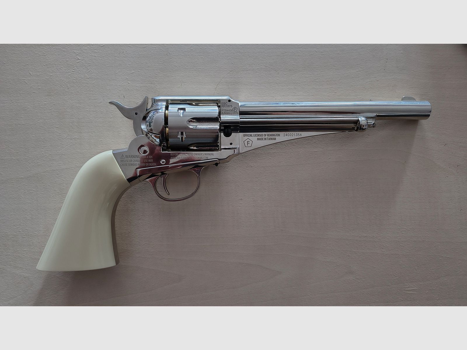 Crosman Remington 1875 CO2 Western revolver 4.5mm