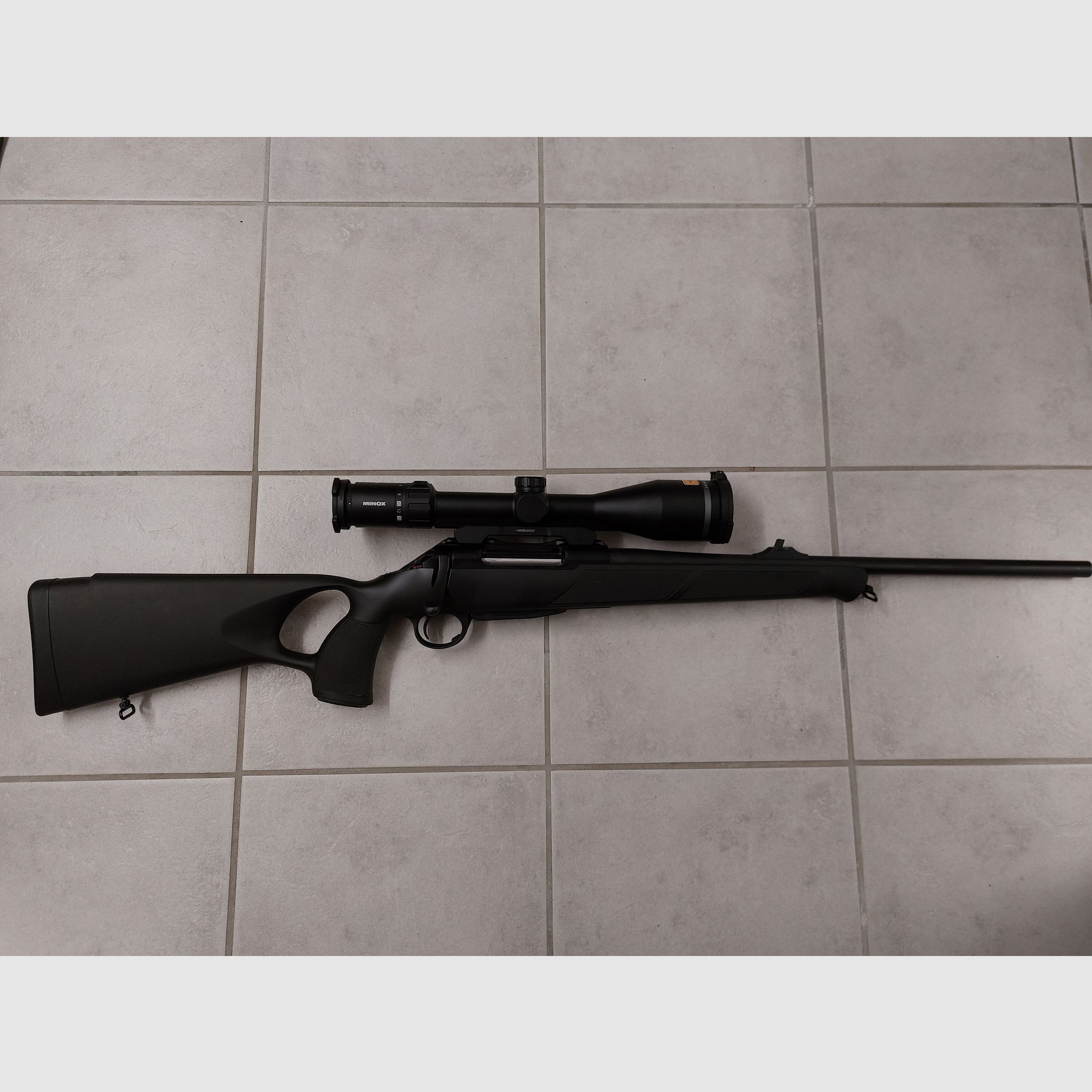 Mercury/Sabatti Saphire Repetierer Kal. .30-06 mit Minox Allrounder 3-12X56 S und Innomount Zero Montage inkl. 66 Schuß RWS HIT short rifle