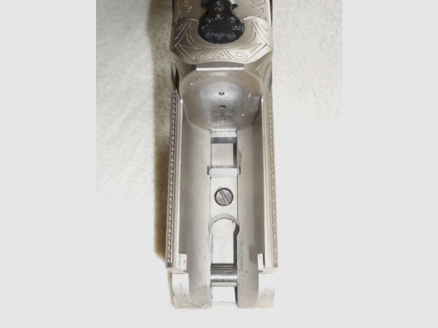 Blaser BBF 700 z zestawem matryc RCBS