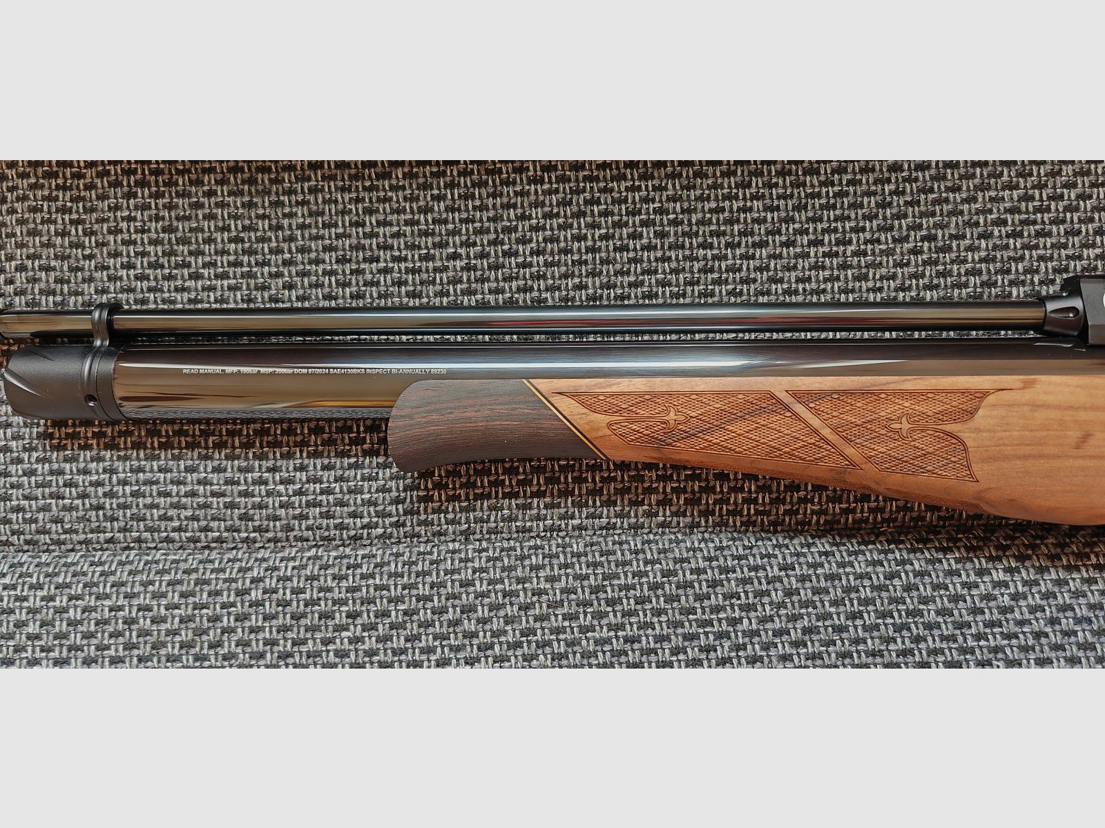 Air Arms S400 Walnuss 4,5mm, rechts, wie Neu