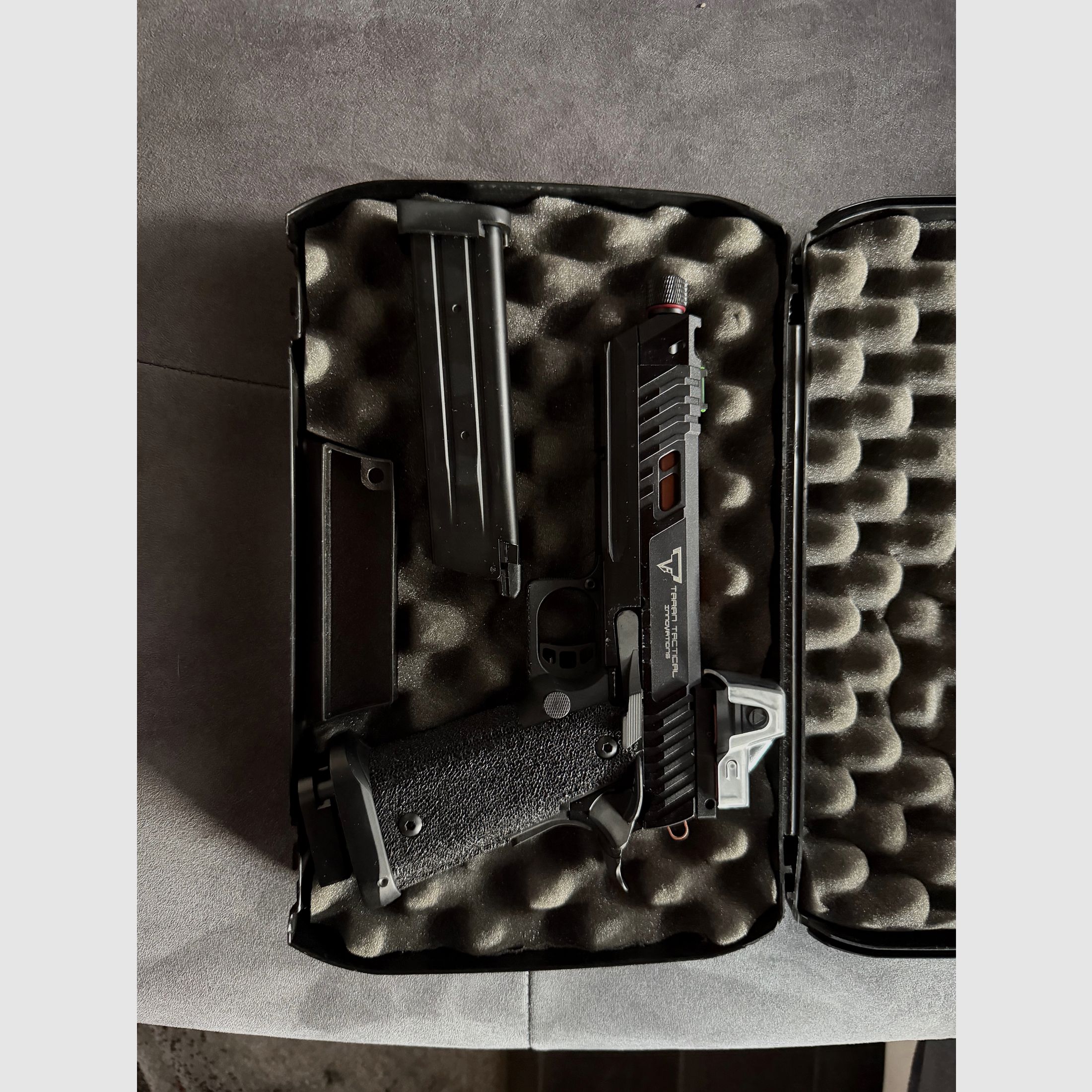 ARMY ARMAMENT TTI PIT VIPER (R601) HICAPA GBB "CNC, BEGADI UPGRADE VERSION" -SCHWARZ