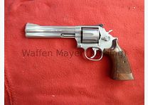 Smith & Wesson 686