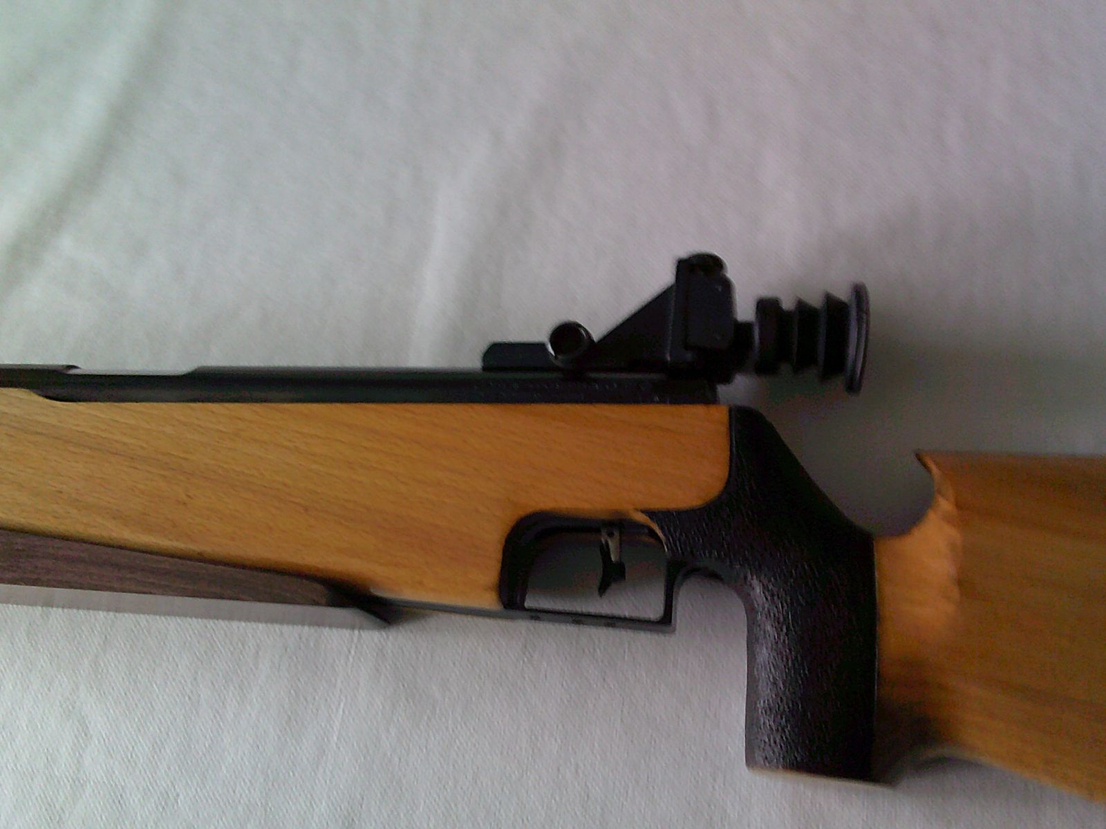 Feinwerkbau 300s Junior TOP Match Luftgewehr mit Auflagekeil und Gewehrkoffer