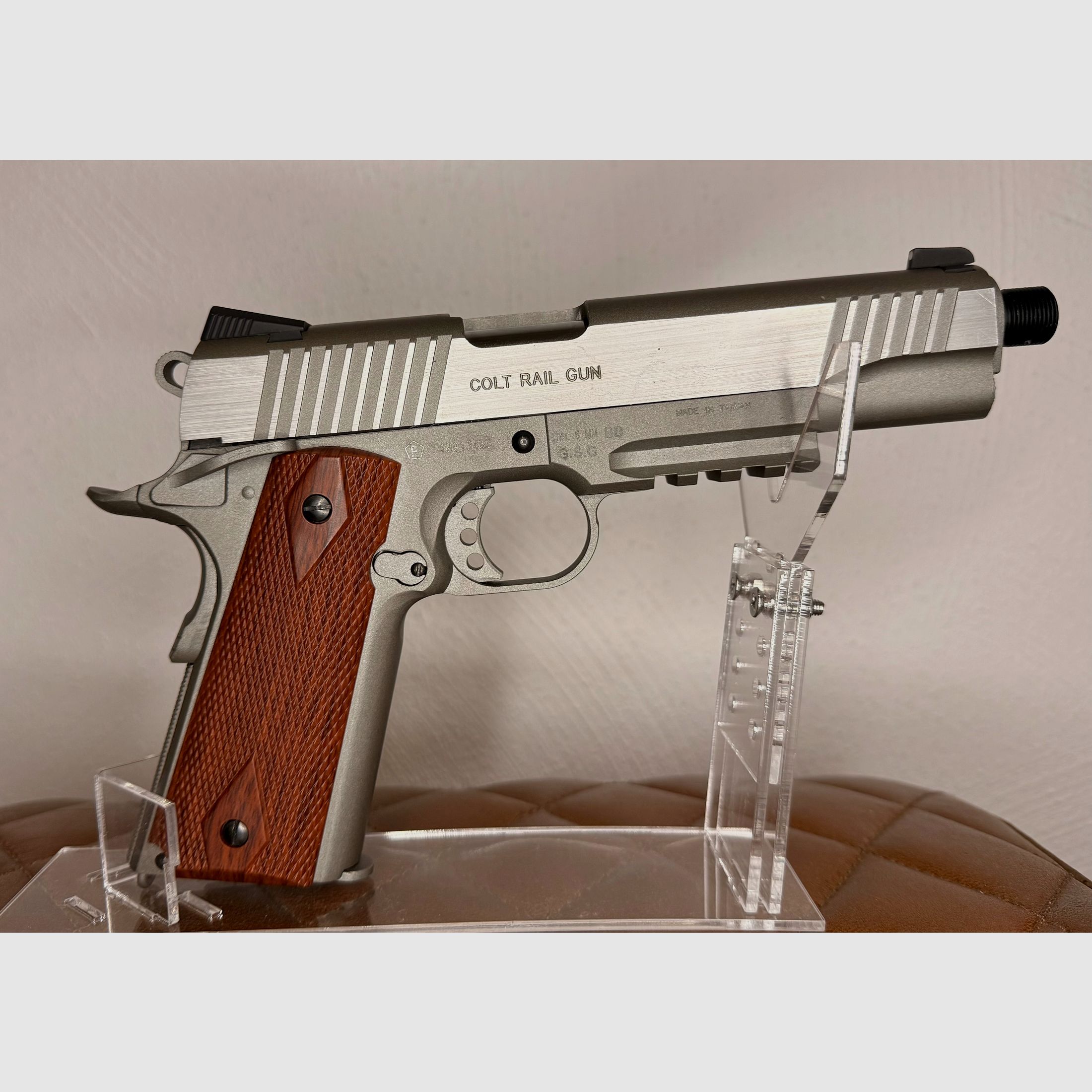 Begadi Colt Government 6mm BB Airsoft