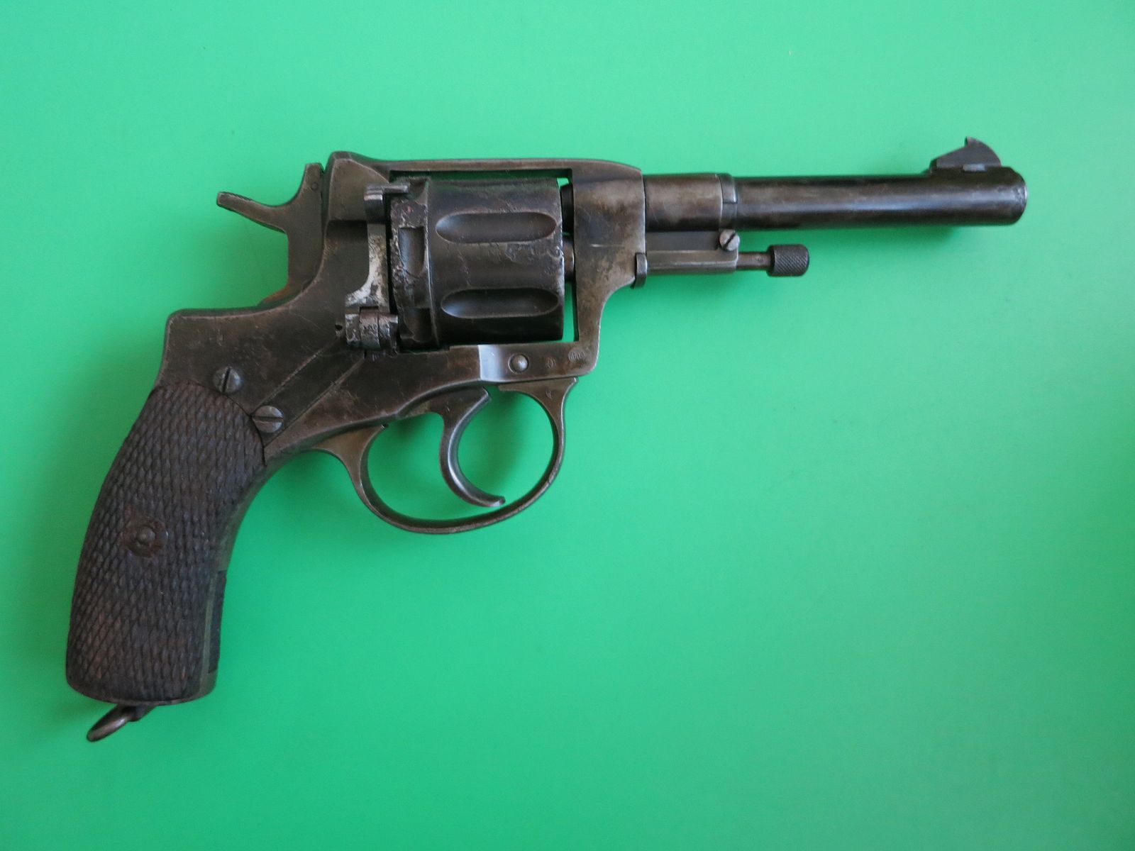 KAISERLICHER RUSSISCHER NAGANT-REVOLVER WW2, 1939, DOUBLE-ACTION-OFFIZIERSMODELL, Tula-Arsenal    #87