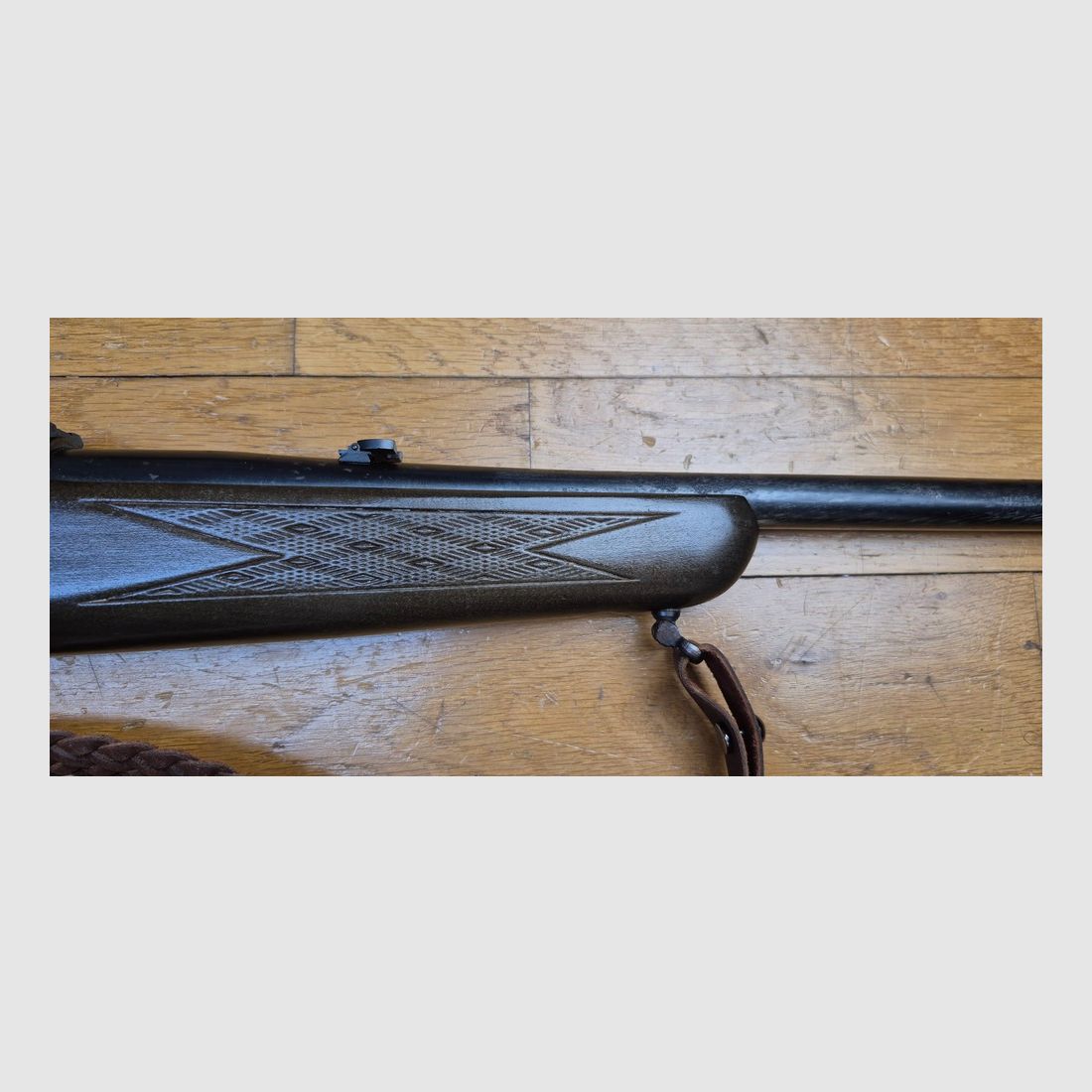 Interessante Savage 99E Series A Büchse – Exzellente Kal. 243 Win – Ein Star der Unterhebelrepetierer – Kapazität 5+1 – Außen oxidiert, aber verdient ein Nachbrünieren – Ausgezeichneter mechanischer Zustand und Holz – Sehr schöner Lauf, absolut spiegelnd – „Optic ready“ – Eine gute Gelegenheit, sich selbst eine Freude zu machen!, Bild 6 von 28