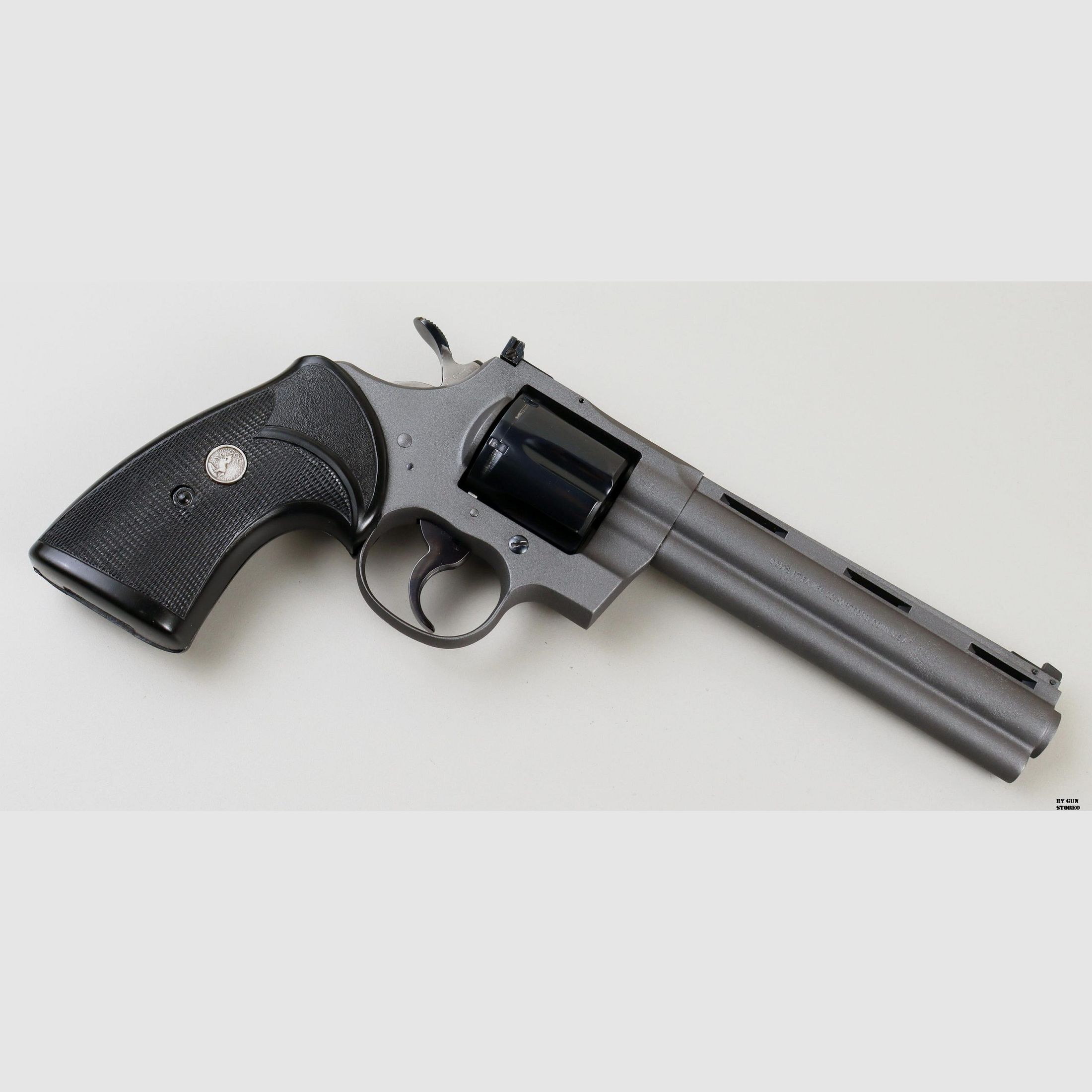 Revolver Colt mod. Python cal. 357 Mag. matr. E48050, immagine 7 di 11