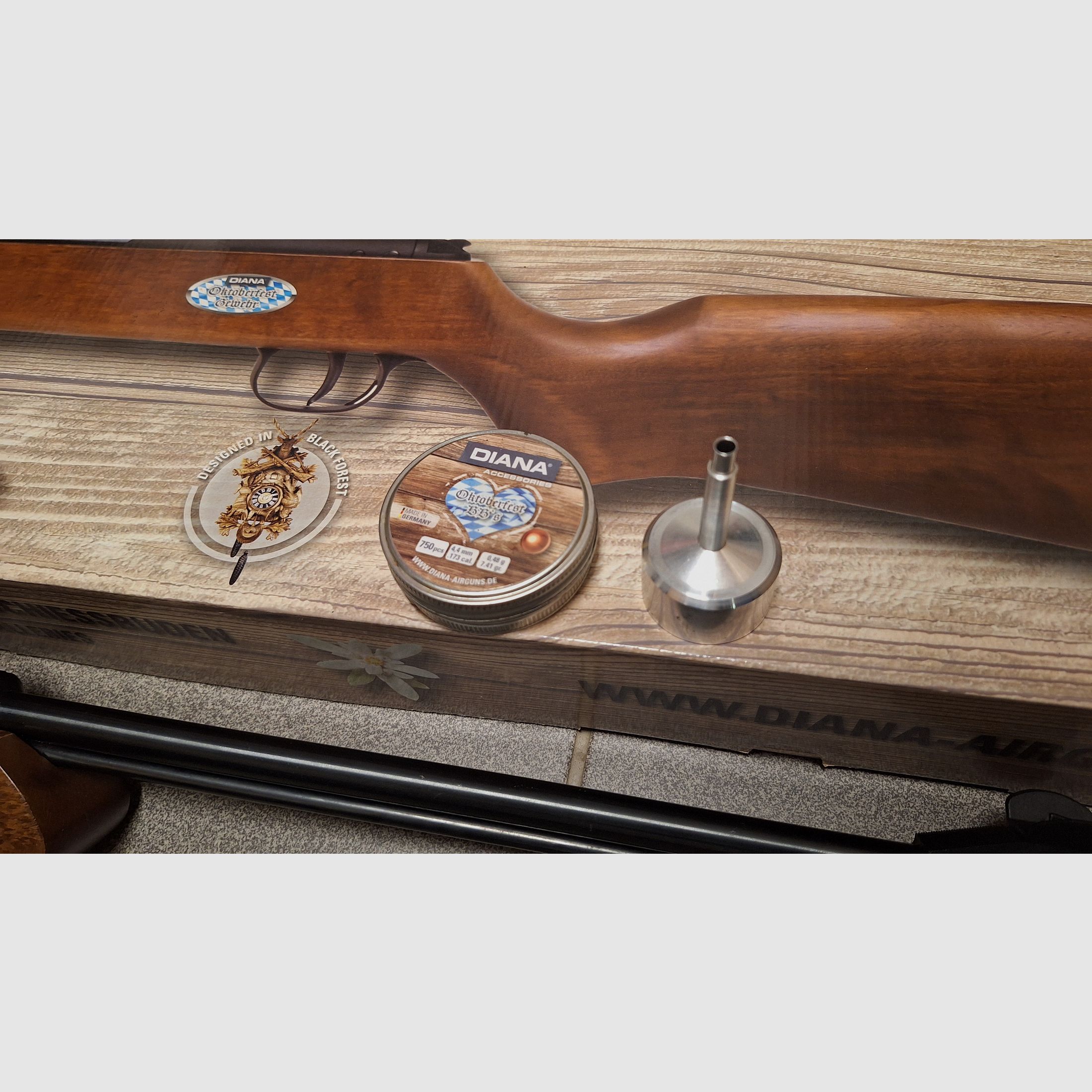 Diana Oktoberfestgewehr mit Reddot !