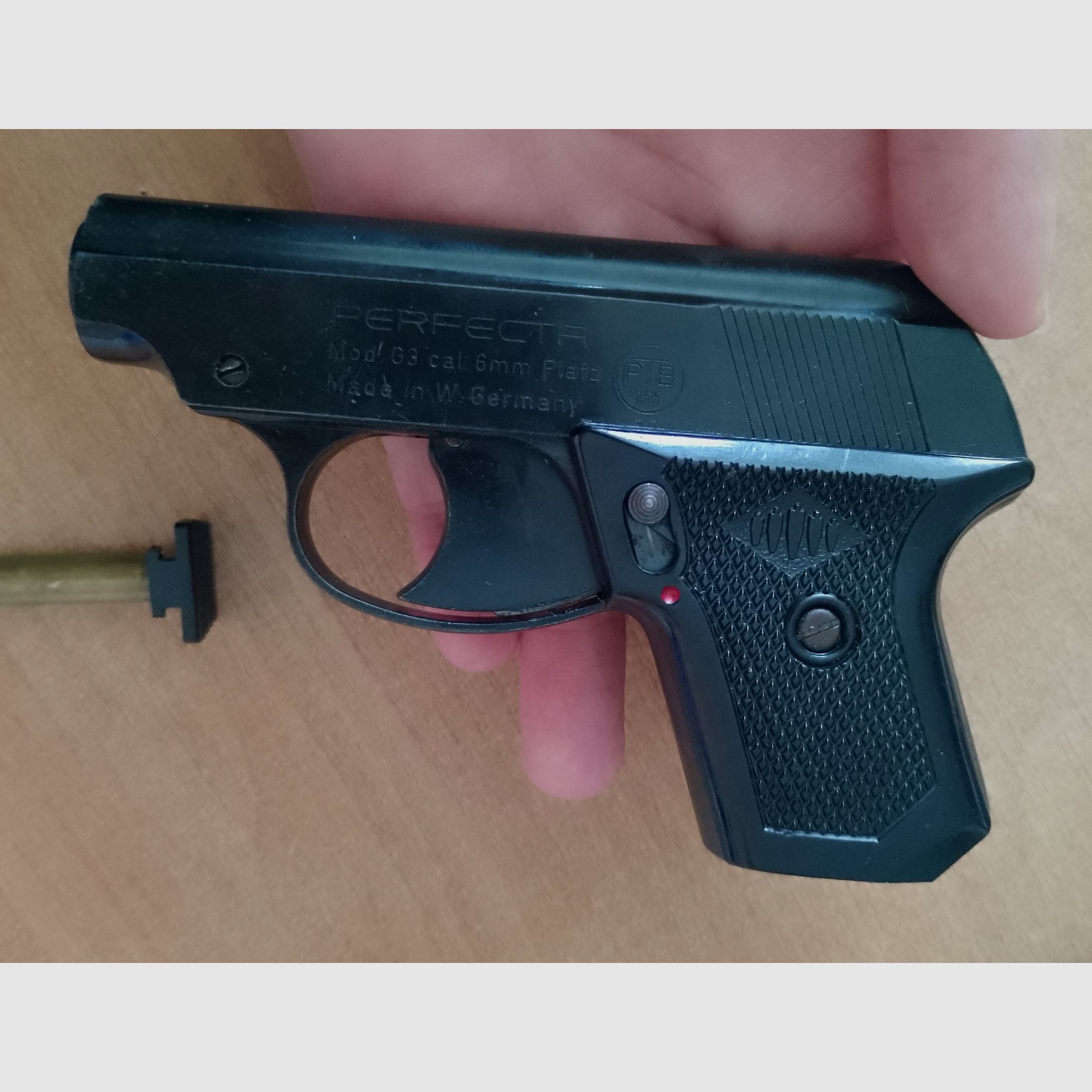 Rzadkie Perfecta Mod. G3 w kalibrze 6 mm Knall/ PTB 165