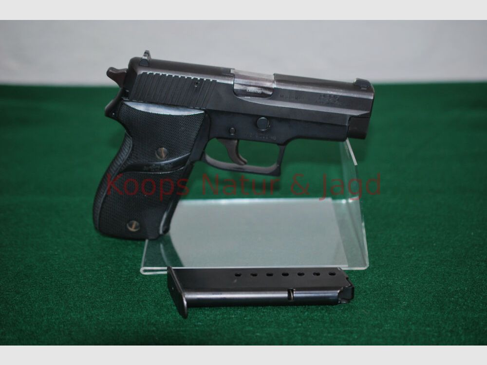 Sig Sauer	 P225