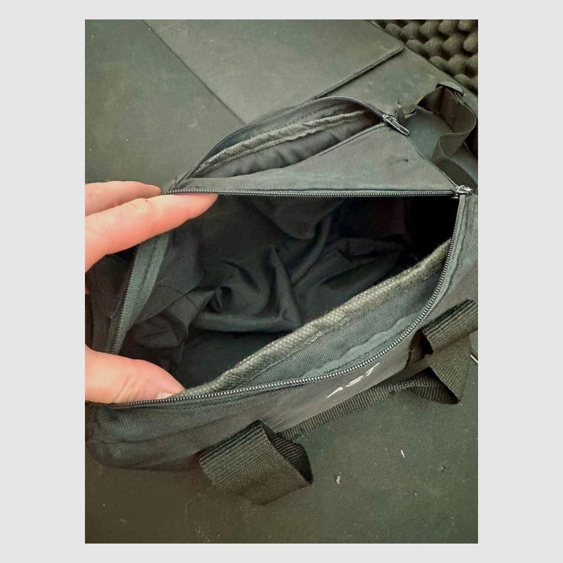 Sport and cartridge bag, stiff, padded - AST - variable interior compartment (2 small or 1 large compartment)