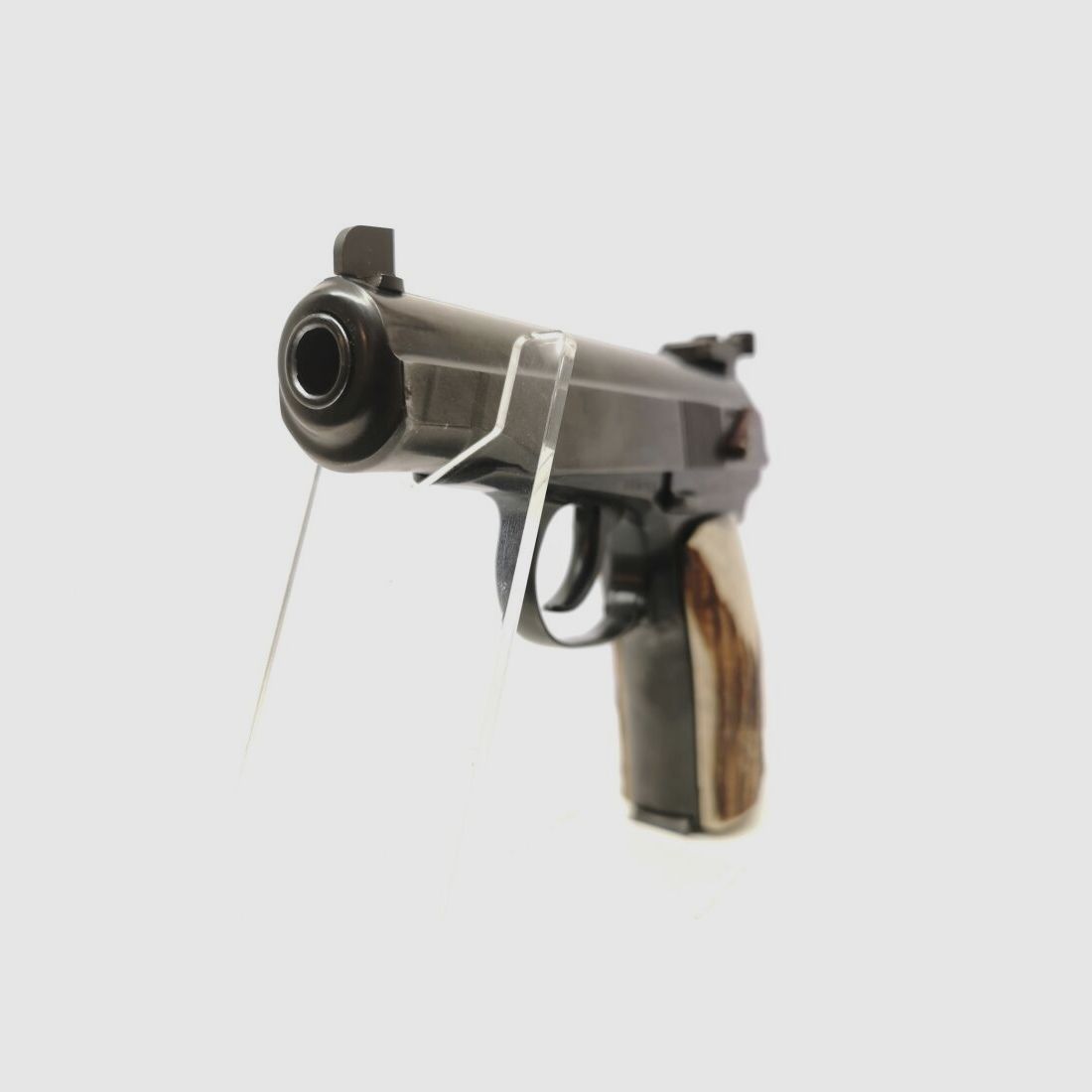 Makarov od Izhmash * Unikalny uchwyt * LPA Celownik