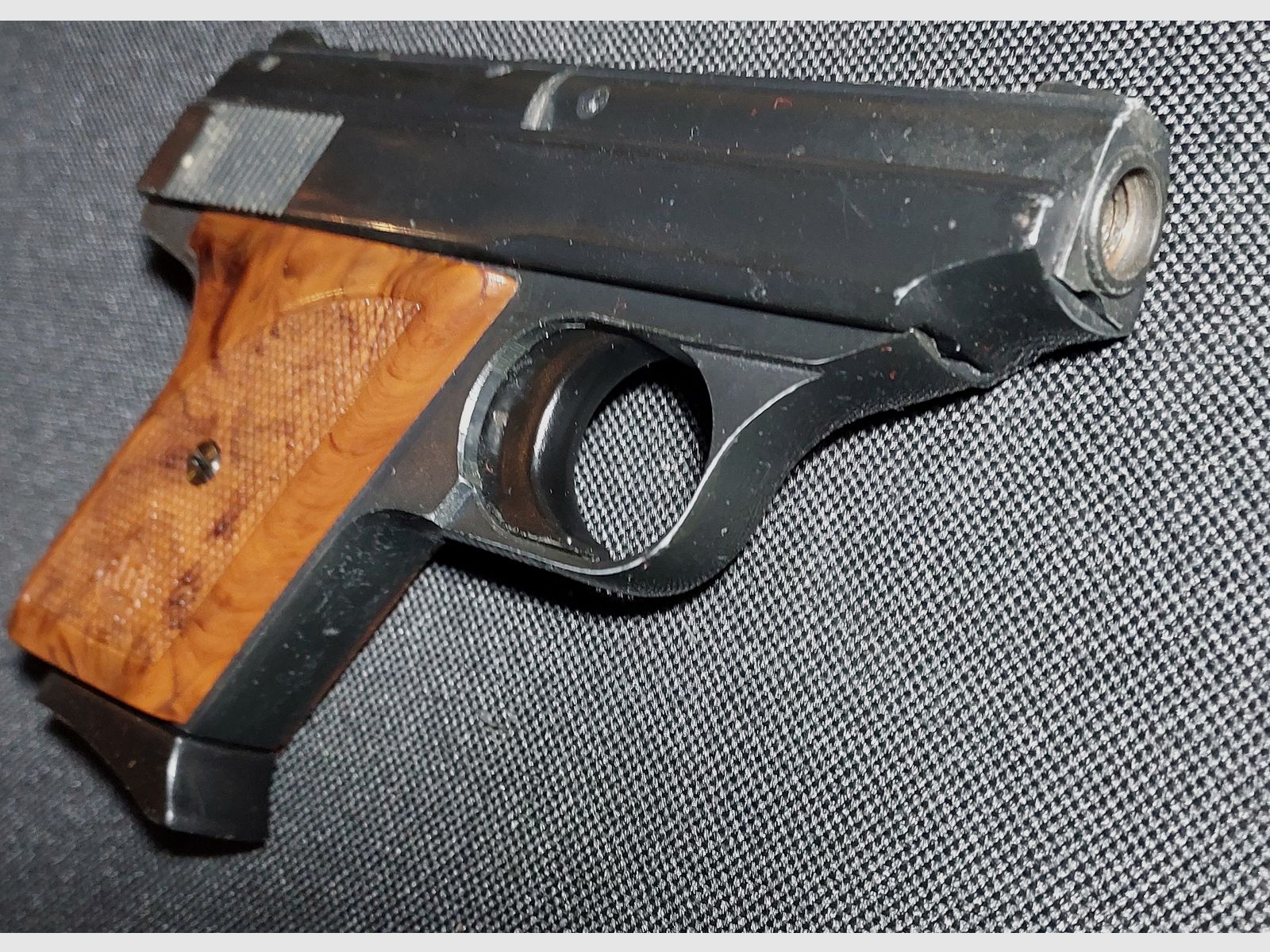 Röhm RG8 (RG 8) Pistolet à blanc Cal. 8mm OVP (PTB 154) RARE !