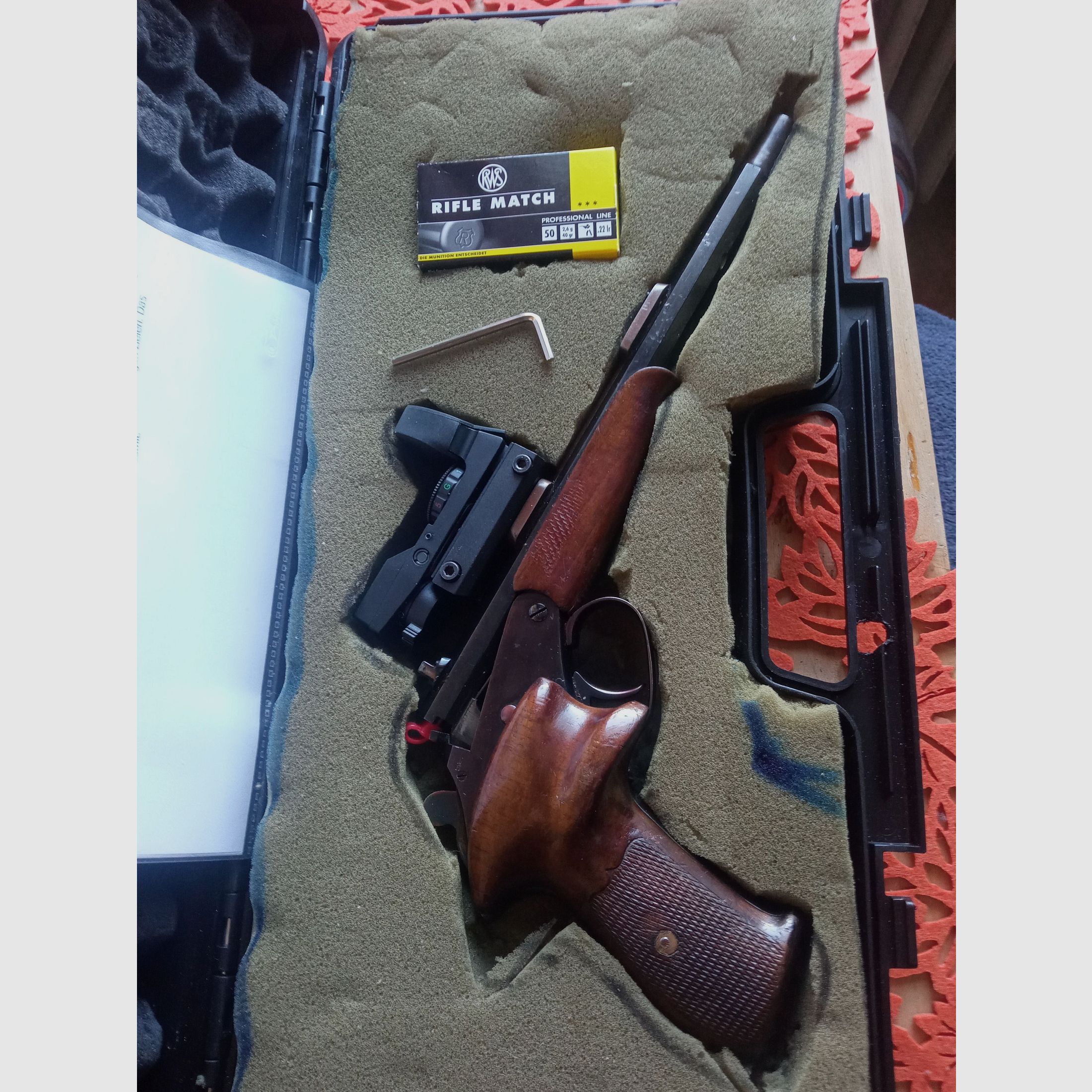 Single-shot pistol 22 lr.